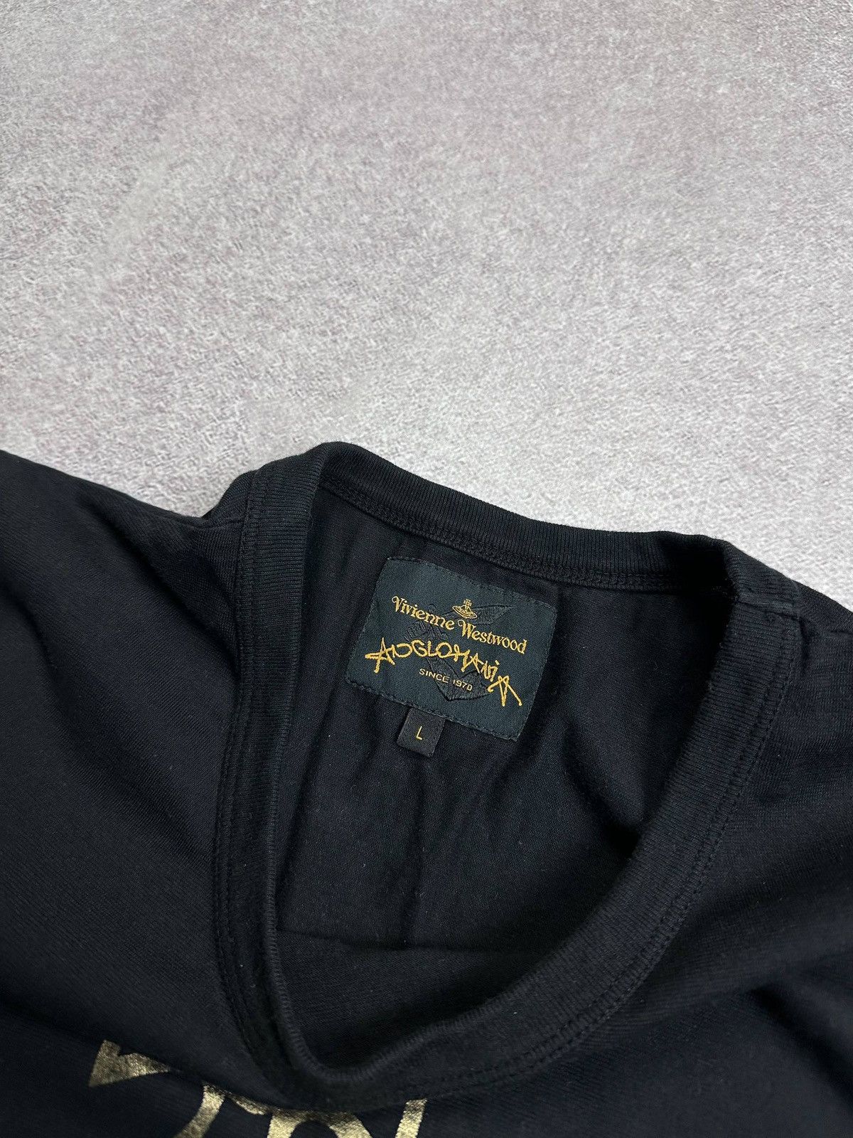 Vivienne Westwood Vintage Vivienne Westwood Big Logo Orb Saturn Logo T-shirt Size US L / EU 52-54 / 3 - 3 Thumbnail
