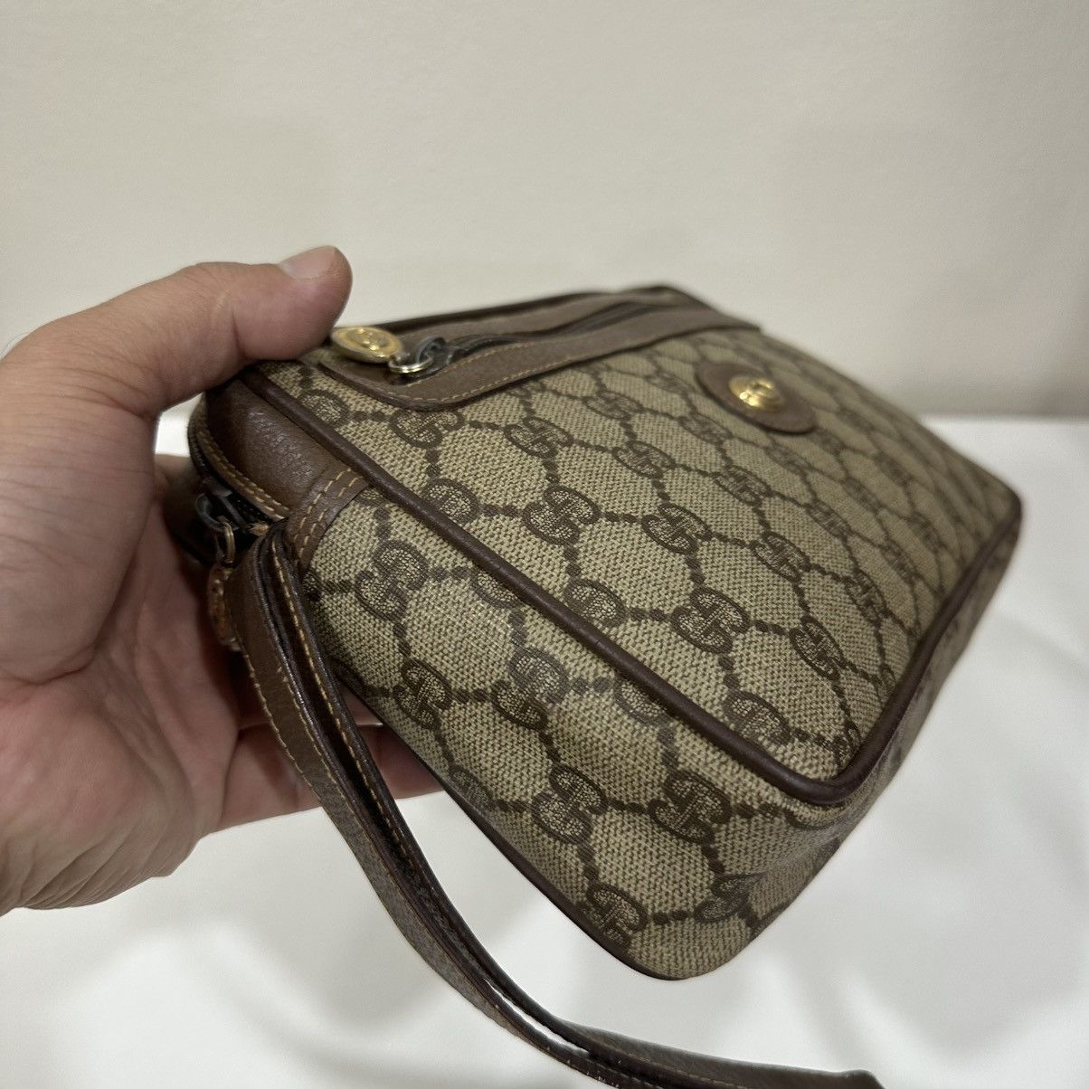 Gucci ‼️YES‼️ GG GUCCI VINTAGE MONOGRAM CLUTCH BAG Size ONE SIZE - 5 Thumbnail