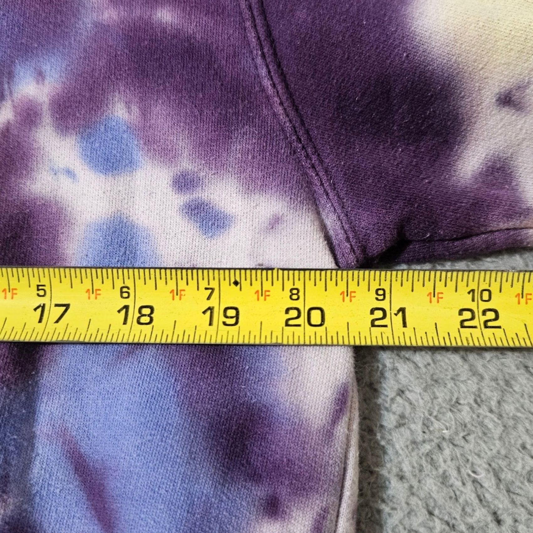 Vintage VINTAGE Flatbush Zombies Hoodie Pullover Tie Dye Purple White Mens Size S Size US S / EU 44-46 / 1 - 7 Thumbnail