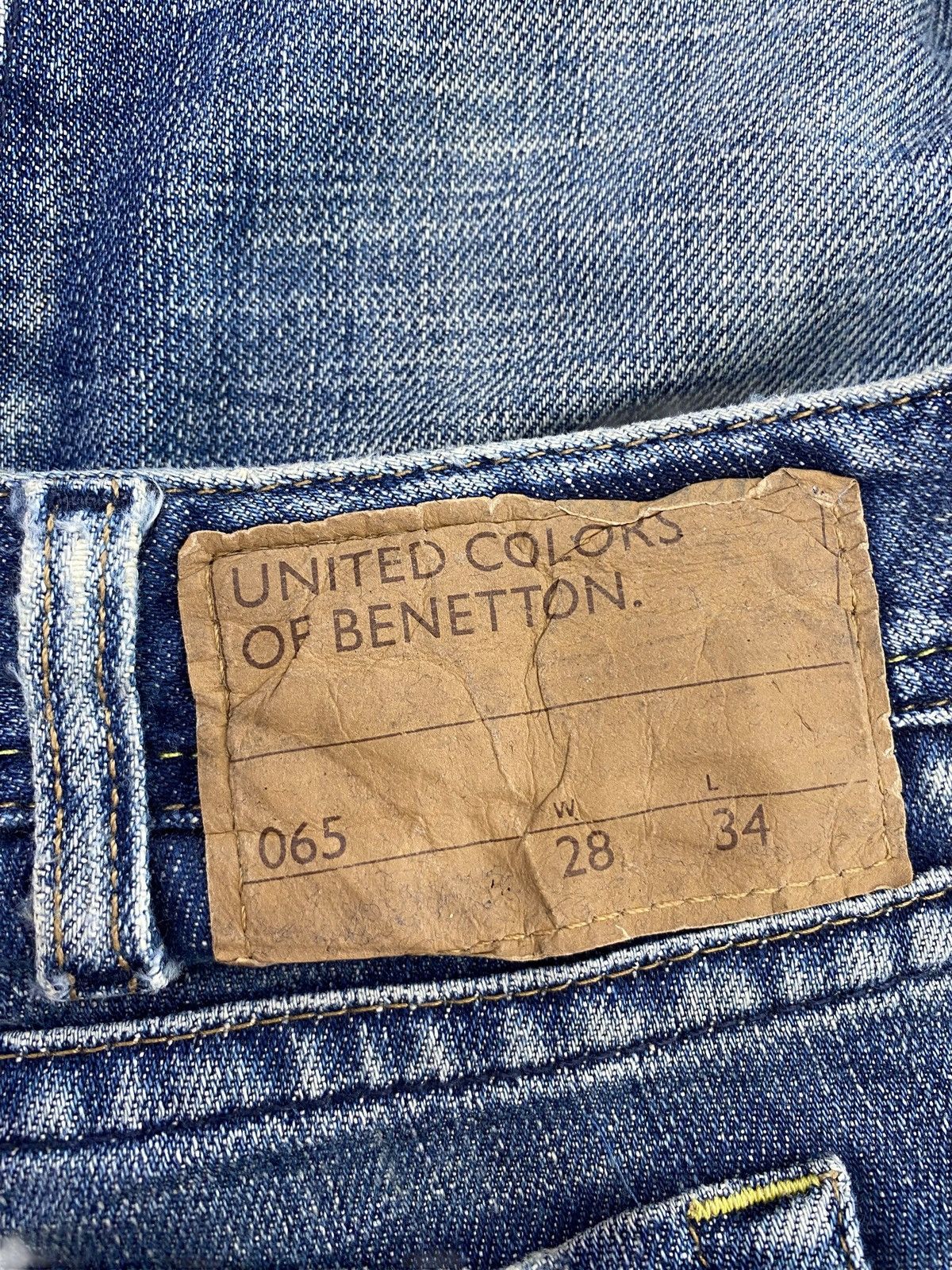 United Colors Of Benetton United Colors Of Beneton Faded Wash Style Flare Jeans Size US 30 / EU 46 - 10 Thumbnail