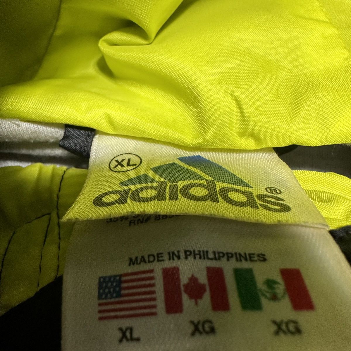 Vintage Vintage Adidas jacket Size US S / EU 44-46 / 1 - 4 Thumbnail