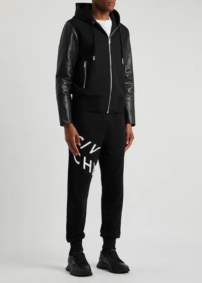 Givenchy o1y0925 Hooded Jacket in Black Size XL / US 12-14 / IT 48-50 - 4 Thumbnail