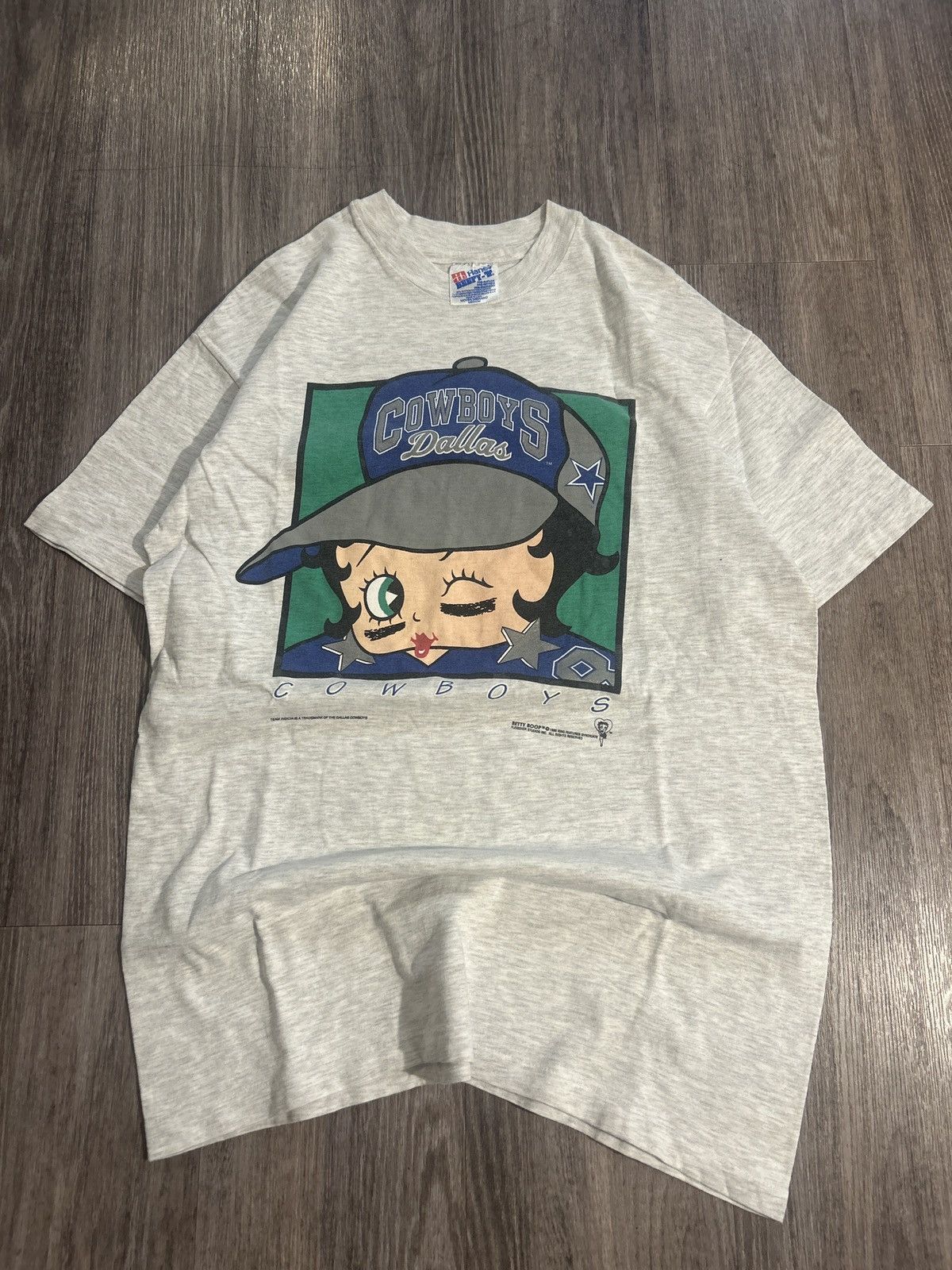 Hanes 1993 Betty Boop Dallas Cowboys Grey T Shirt Size US M / EU 48-50 / 2 - 1 Thumbnail