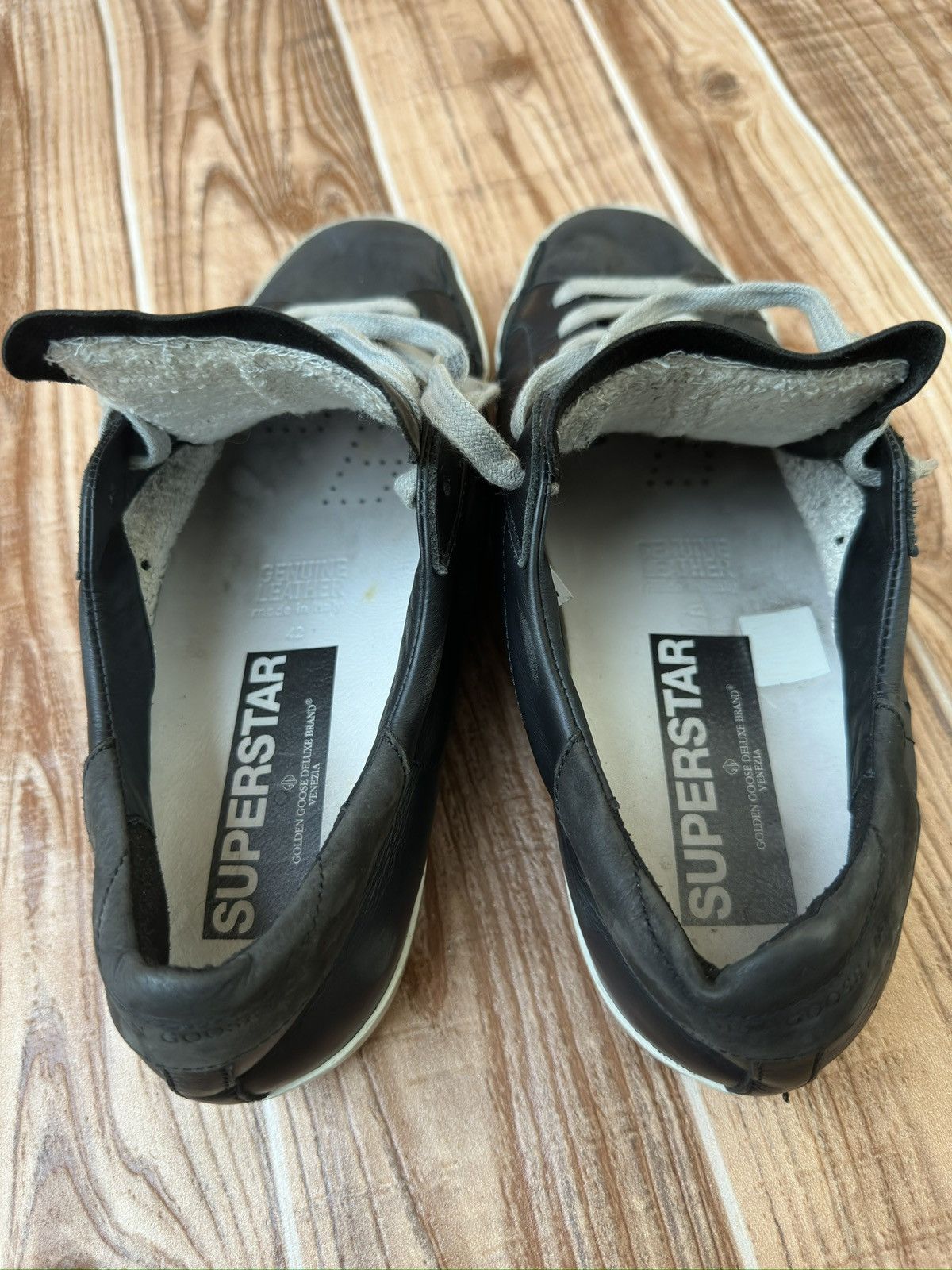 Golden Goose Golden Goose Superstar Black Leather Suede Lowtop Sneaks Size US 9 / EU 42 - 18 Thumbnail