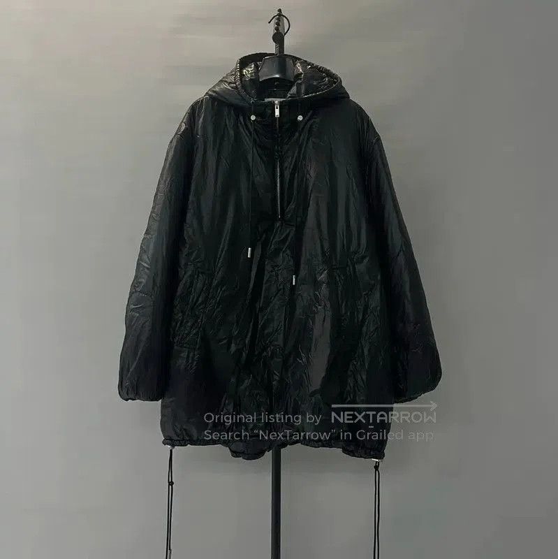 Yves Saint Laurent YSL Winter Black Nylon Women's Puffer Coat . Size M / US 6-8 / IT 42-44 - 1 Thumbnail