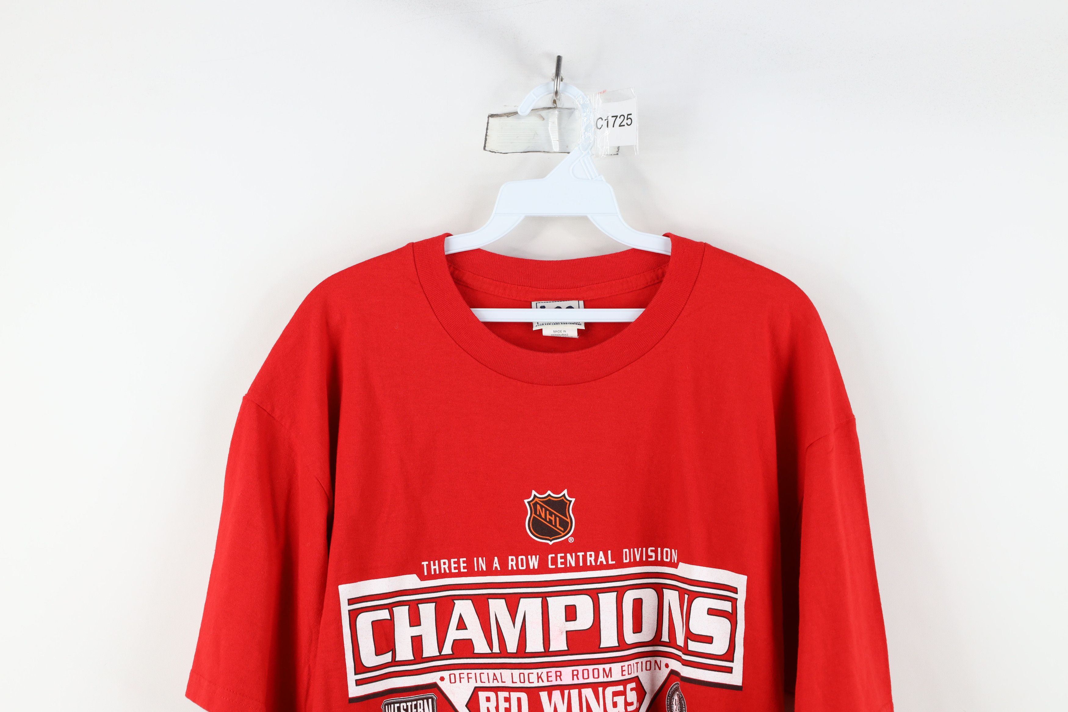 Vintage Vintage Y2K 2003 Edition Detroit Red Wings Hockey T-Shirt Size US L / EU 52-54 / 3 - 2 Thumbnail