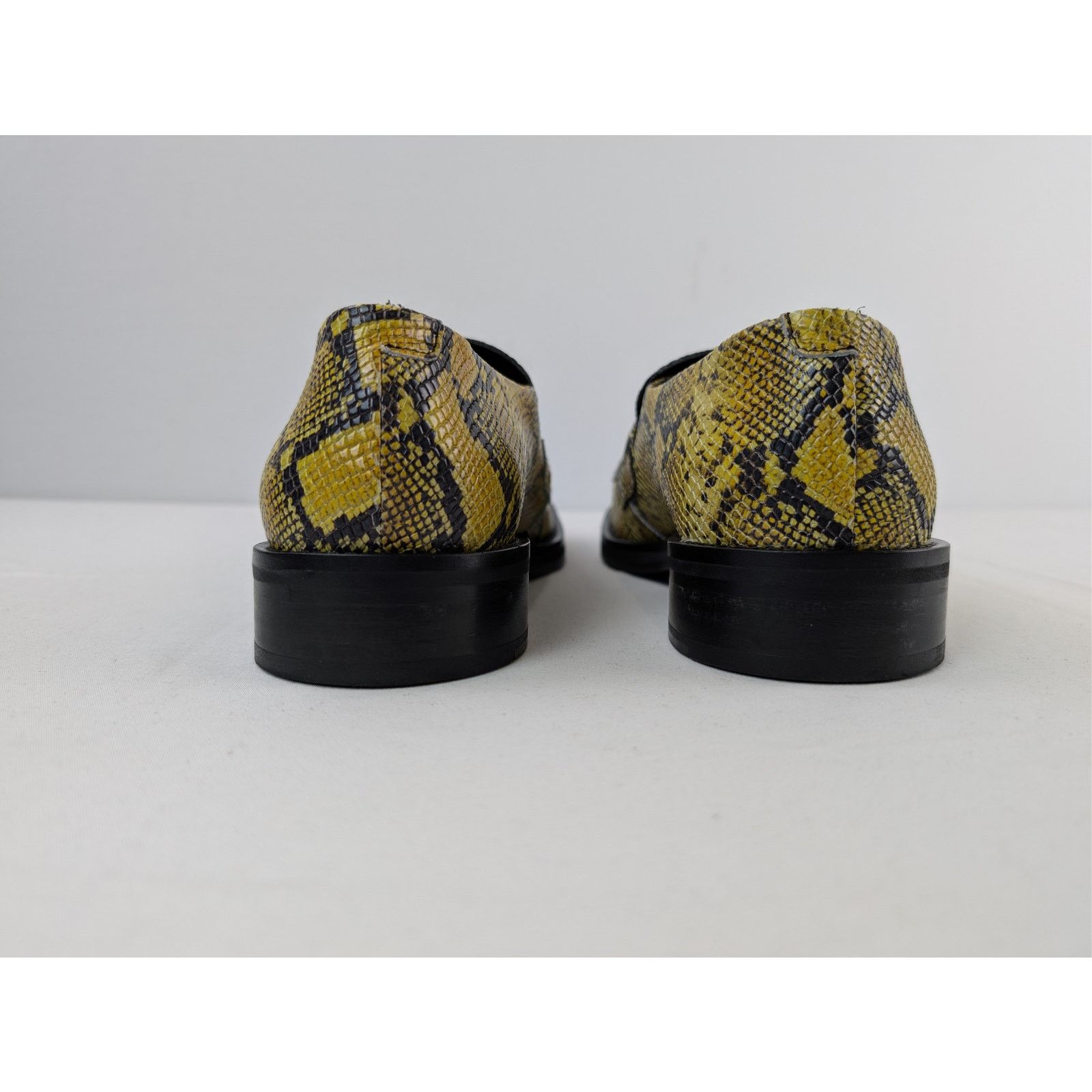 Martine Rose o1rshd1 Embossed Leather Square Toe Loafers in Yellow Size US 9 / EU 42 - 11 Thumbnail