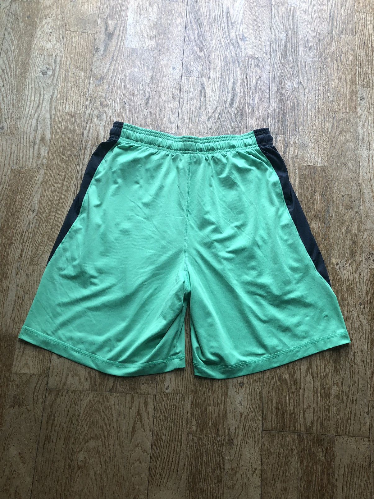 Under Armour UNDER ARMOUR CLASSIC SPORT WORKOUT SHORTS Size US 31 - 2 Thumbnail