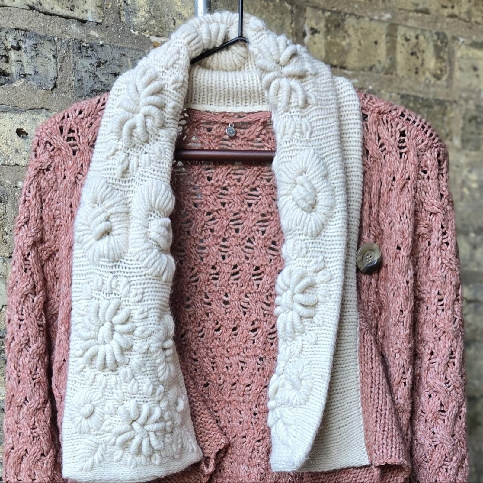 Other Anthropologie Lilitz Knit Sweater With Romantic Collar Size M / US 6-8 / IT 42-44 - 2 Thumbnail