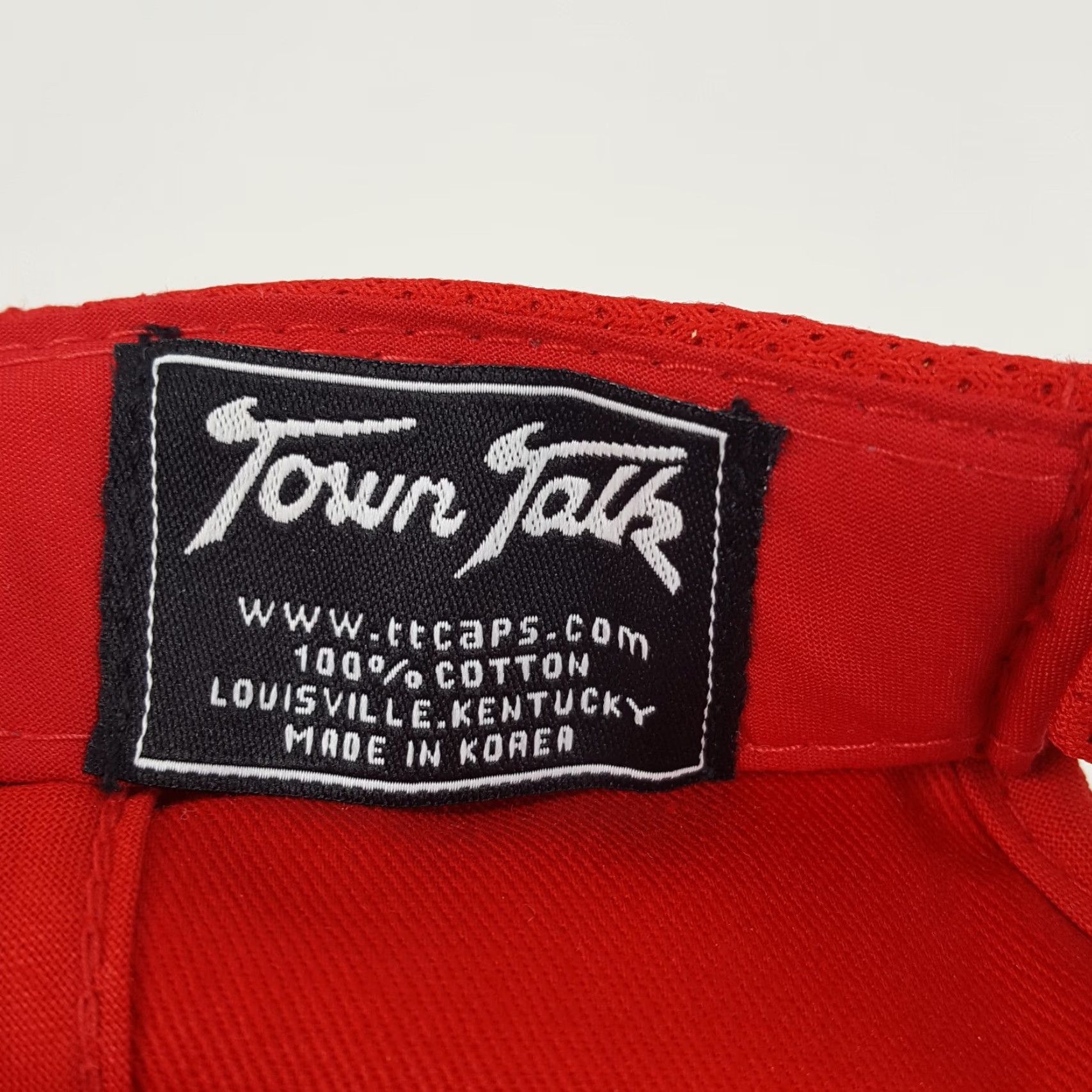 Vintage VINTAGE Town Talk Baseball Cap Hat - Red - One Size - Adjustable - 90s Music Band Theme - Mens Size ONE SIZE - 8 Thumbnail