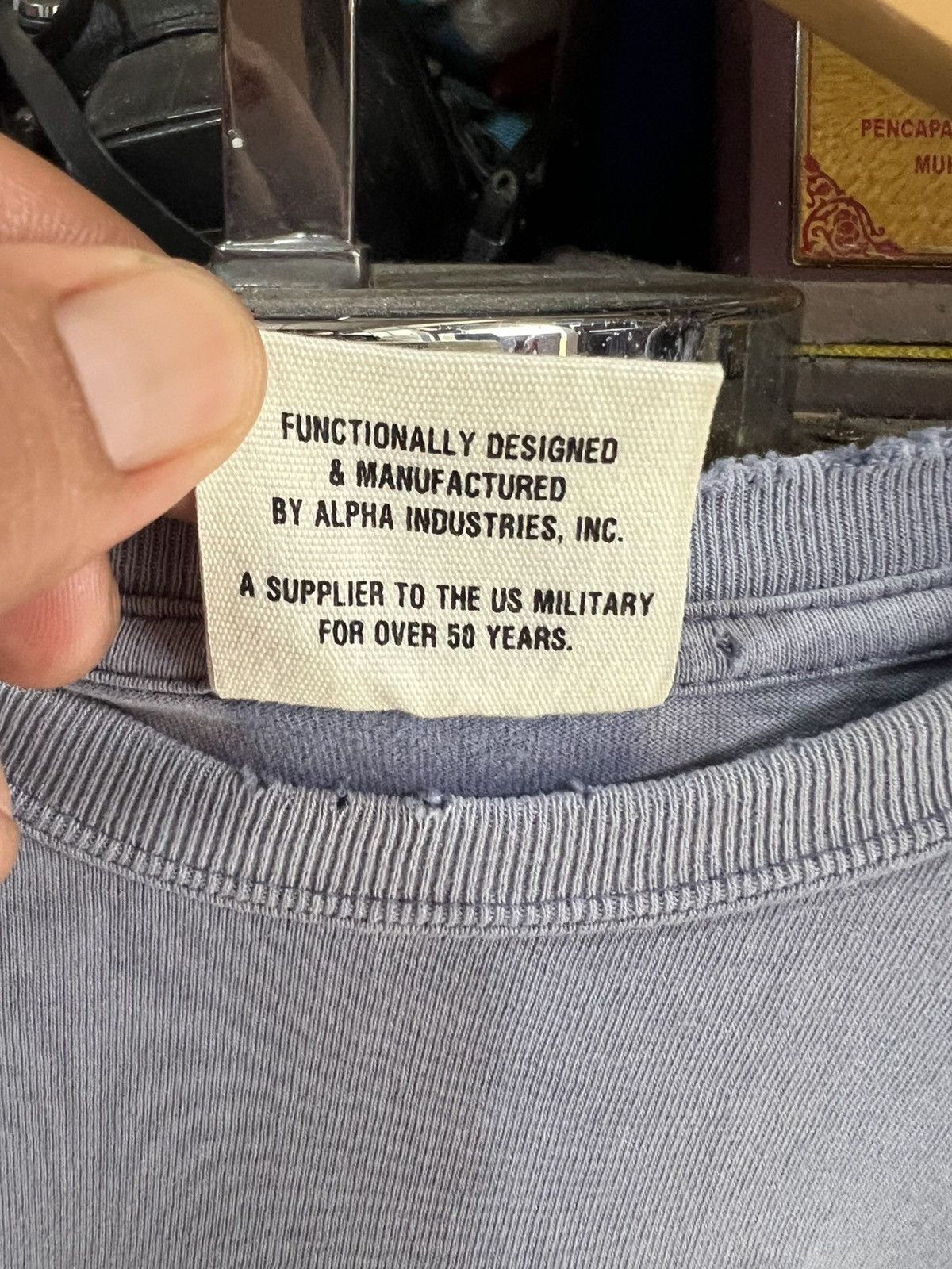 Alpha Industries 🔥Sun Faded Vintage Alpha Industries US Navy Tee Size US M / EU 48-50 / 2 - 14 Thumbnail