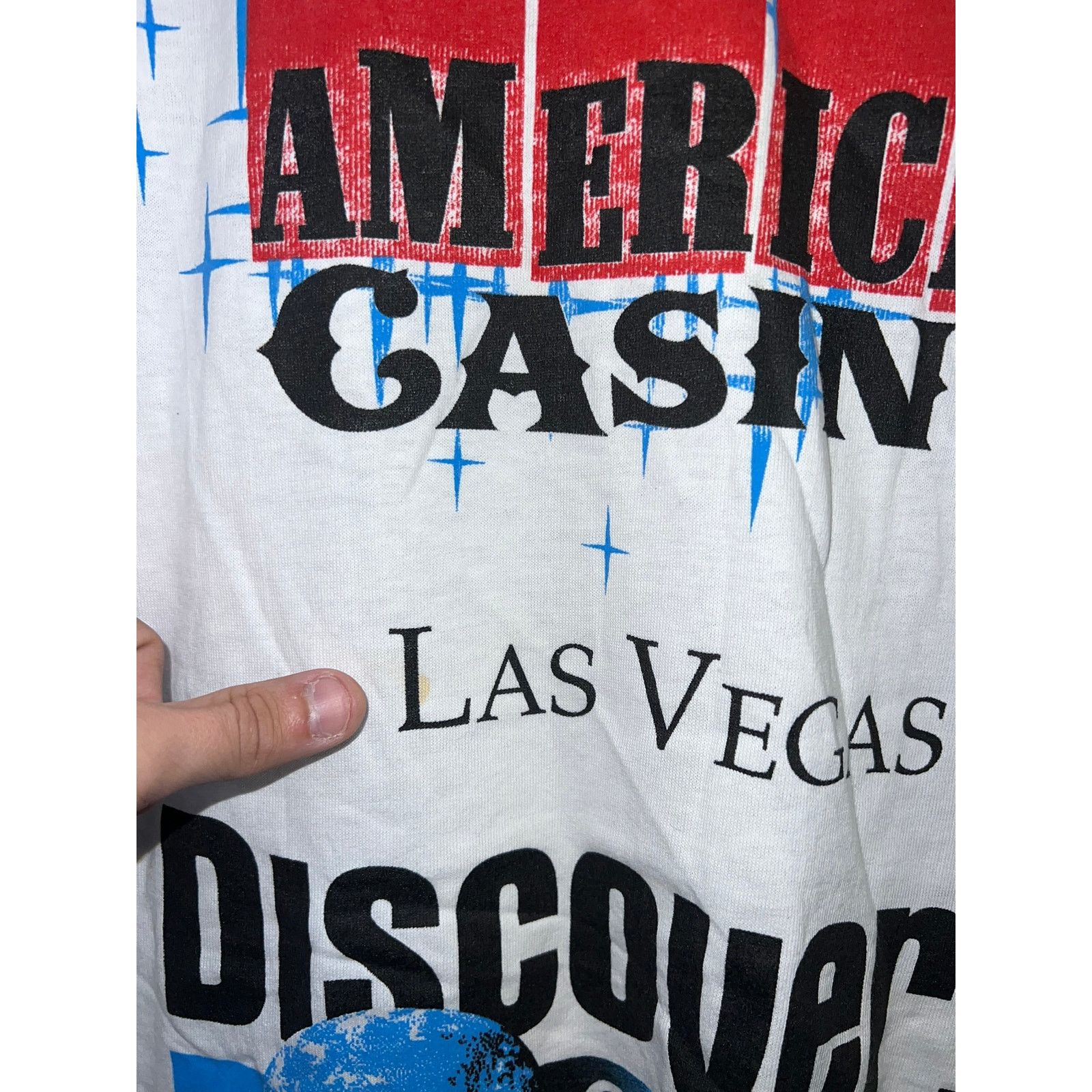 Fruit Of The Loom Vintage Discovery Channel Shirt American Casino TV Show XL Size US XL / EU 56 / 4 - 7 Thumbnail