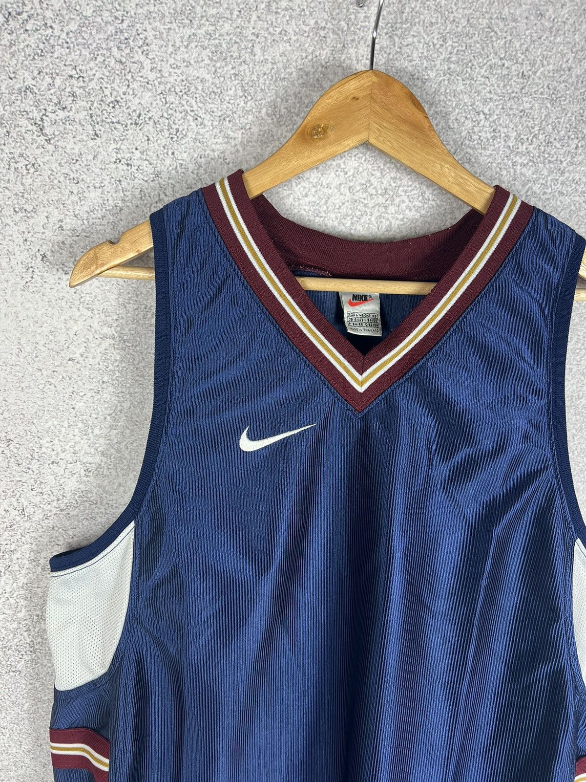 Nike Vintage Nike Small Swoosh 90s Tank Top Tee Size US L / EU 52-54 / 3 - 2 Thumbnail