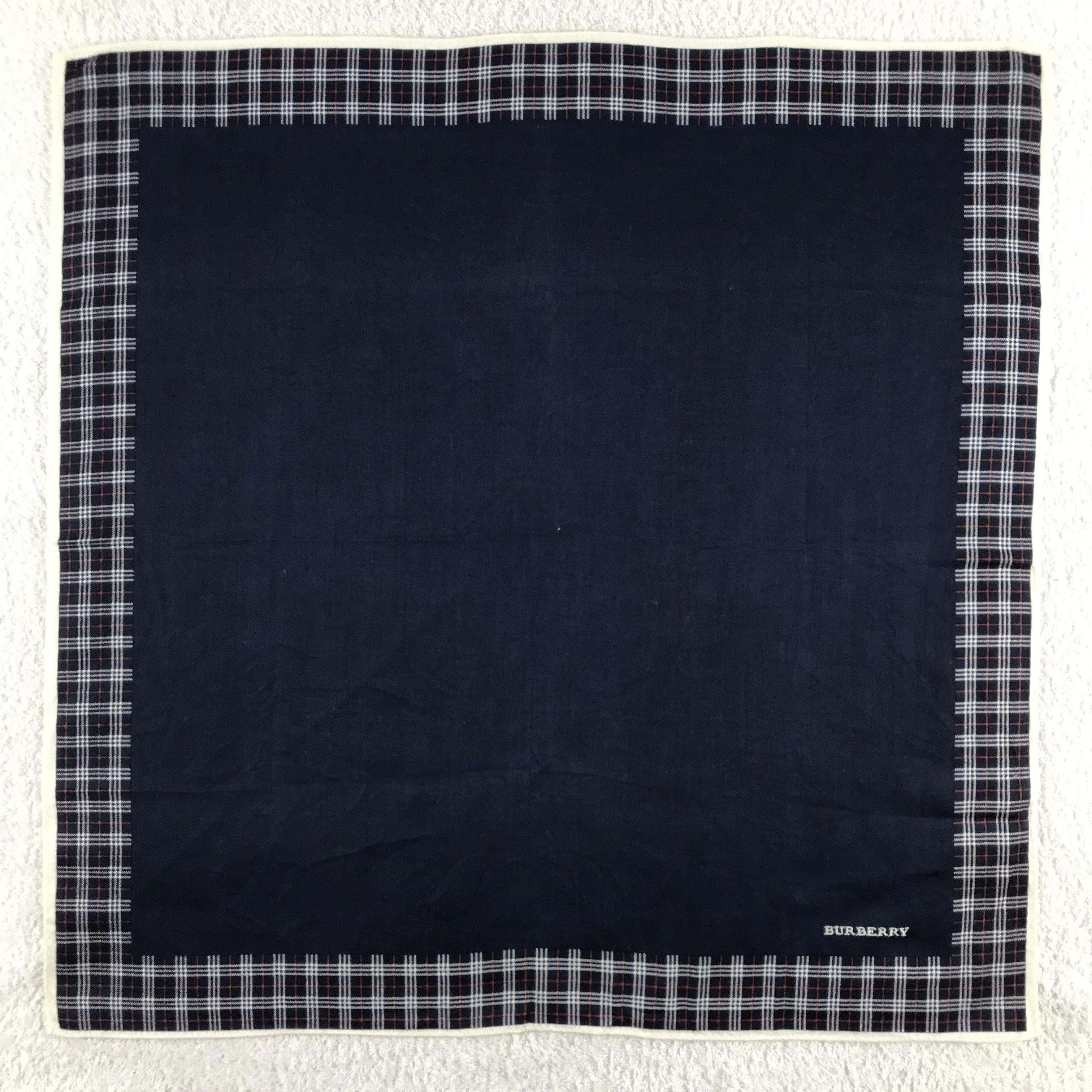 Burberry × Vintage Burberry Bandana / Handkerchief / Neckerchief - S145 Size ONE SIZE - 1 Thumbnail