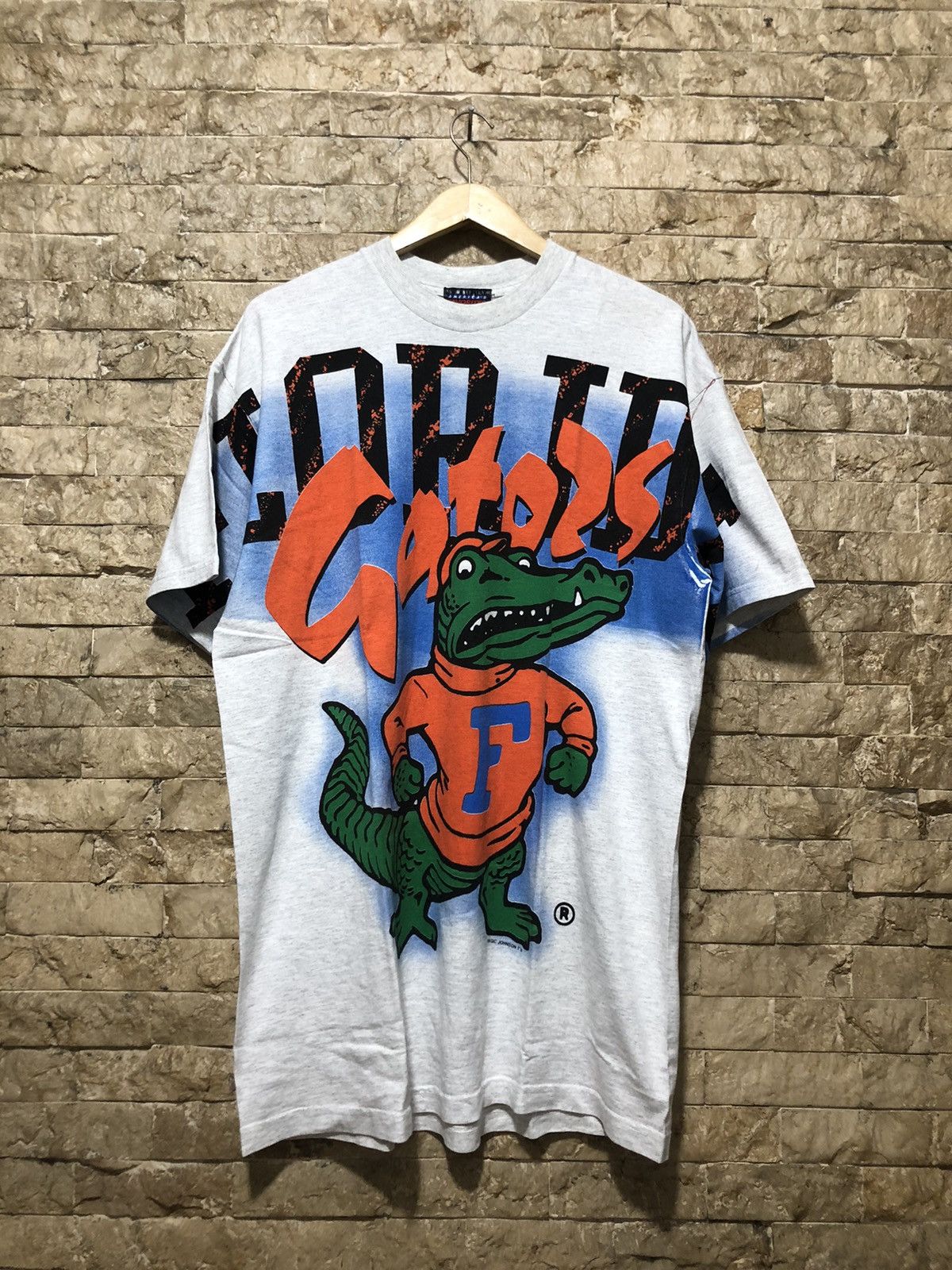 image of Vintage Magic Johnson Florida Gators T Shirt in Grey/White, Men's (Size XL)