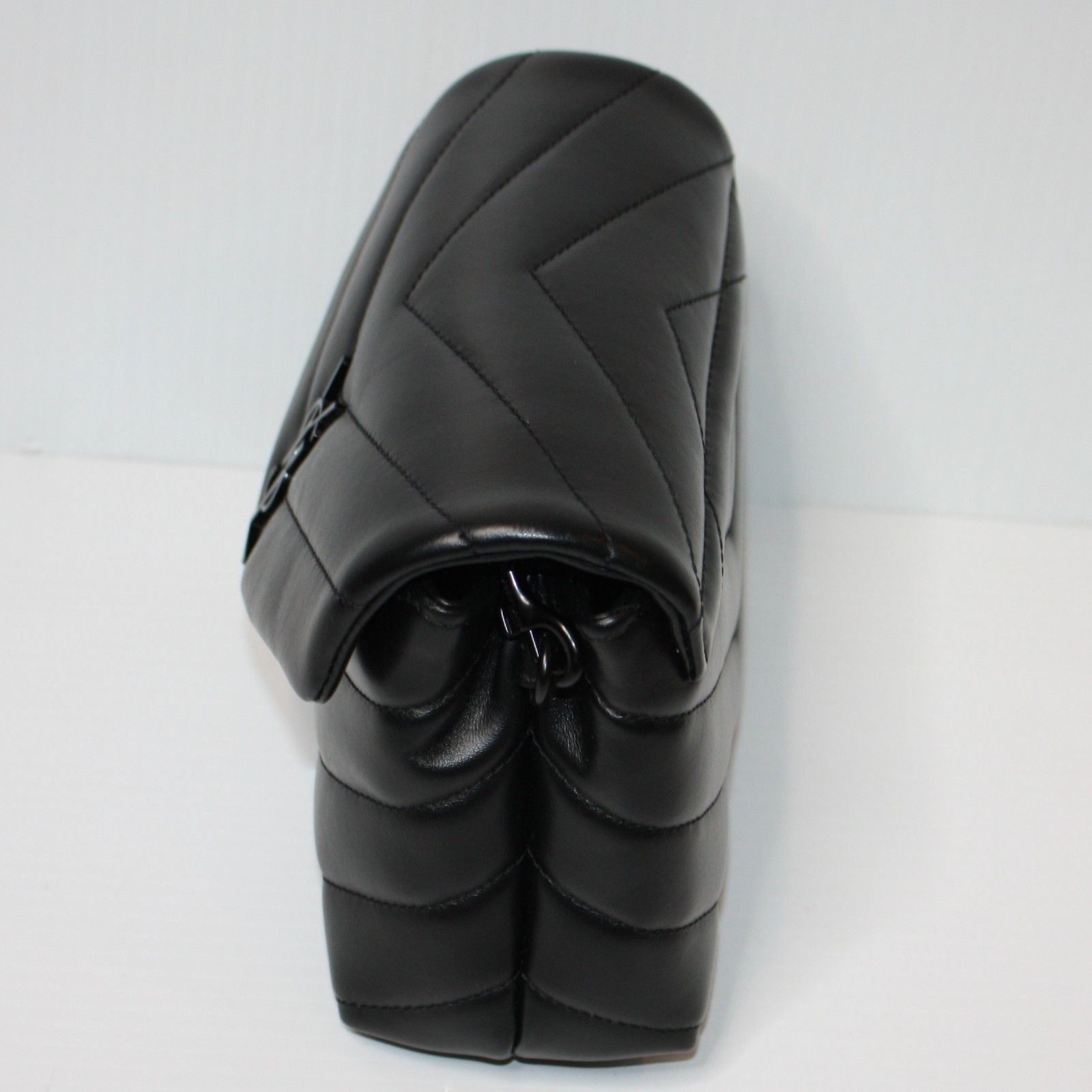 Yves Saint Laurent Toy Loulou Leather Crossbody Bag in Black NWOT MSRP $2100 Size ONE SIZE - 11 Thumbnail