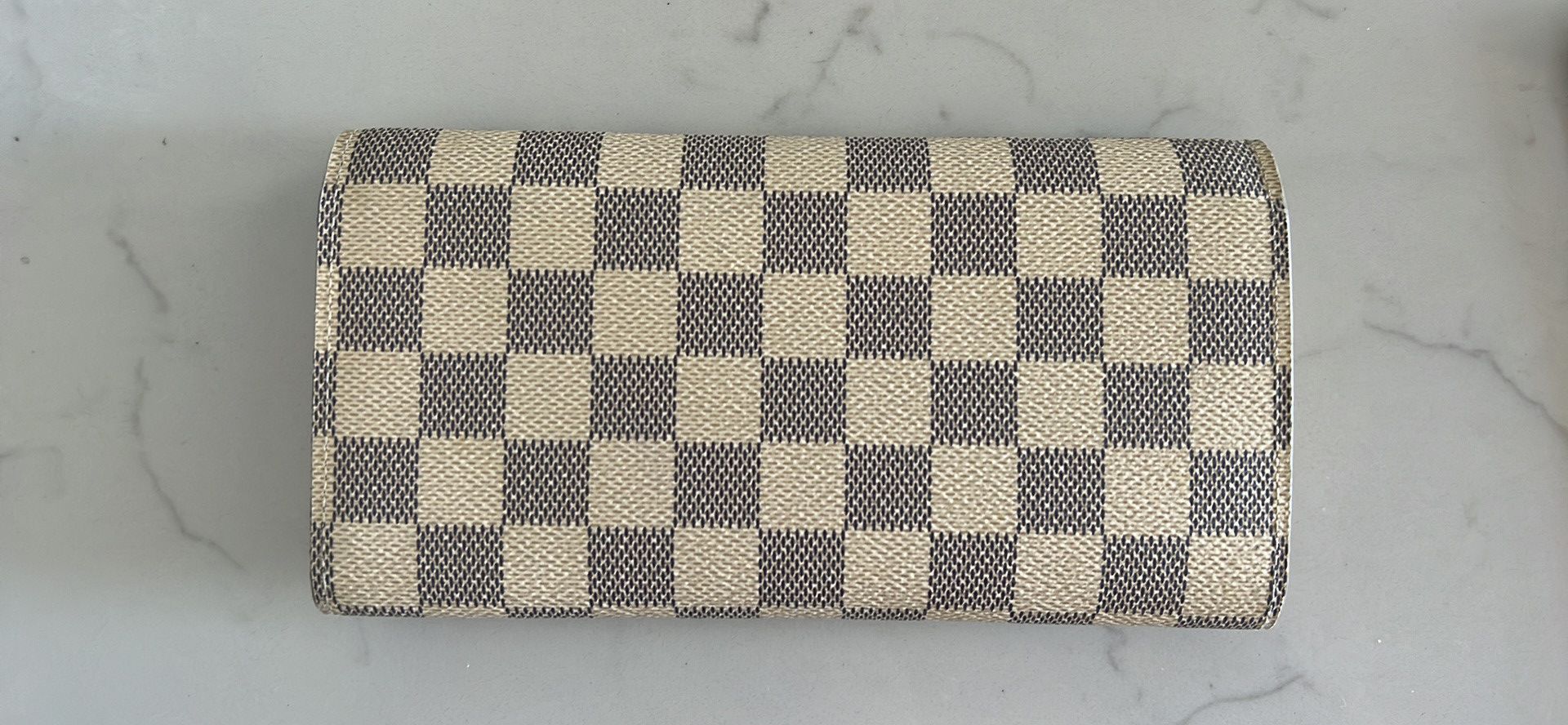 Louis Vuitton Louis Vuitton Wallet Size ONE SIZE - 2 Thumbnail