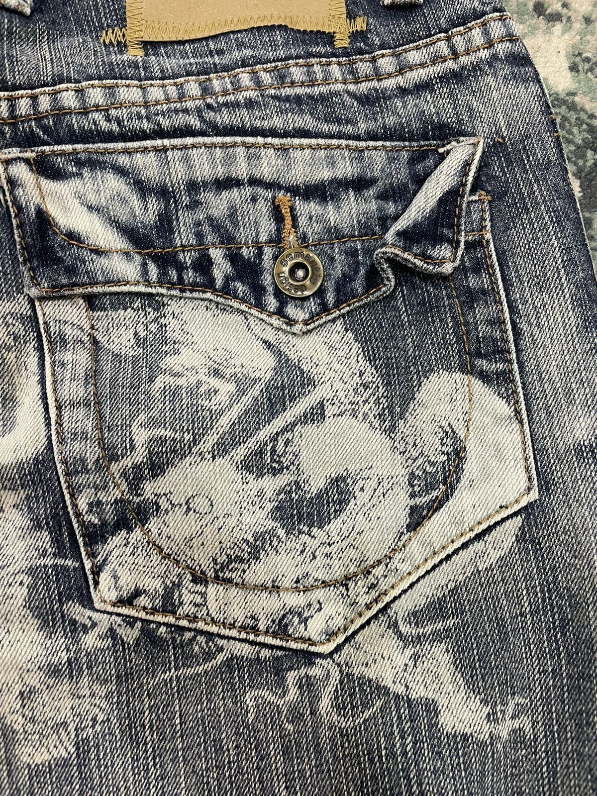 Vintage Semantic Design Paint X Distressed Flare Jeans