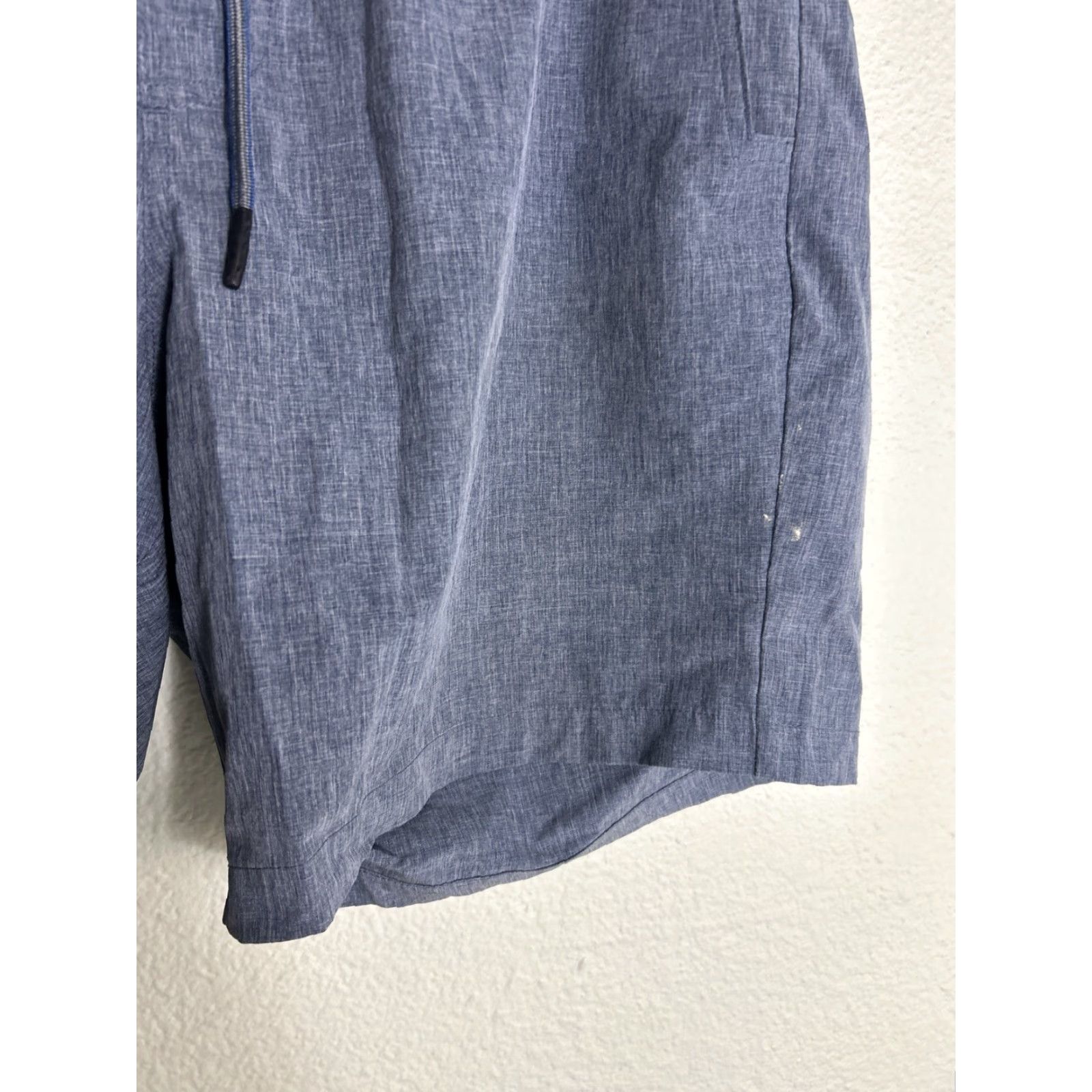 Eddie Bauer Eddie Bauer Men's UPF 50 Quick Dry Woven Tech Short Sz L Blue Gray Casual Travel Workwear Slip-on Drawstring 7 Inseam Size US 33 - 5 Thumbnail