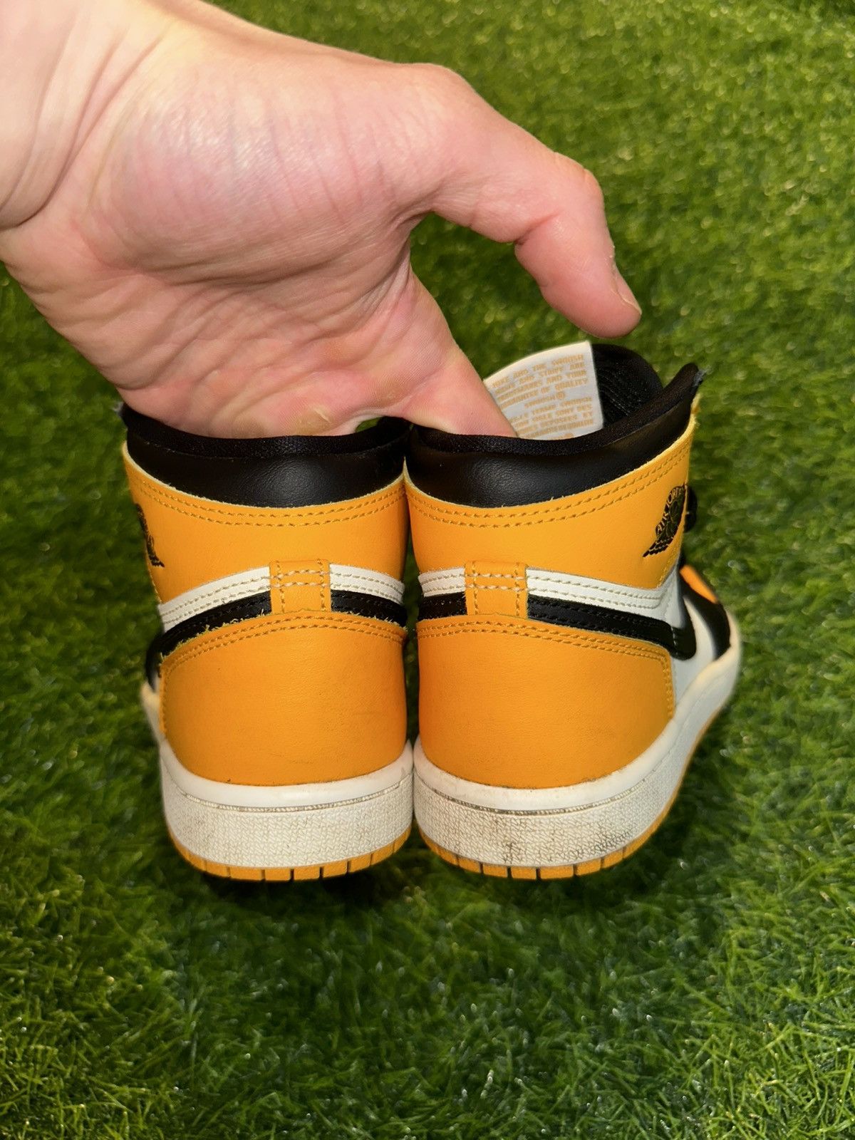 Jordan Brand Jordan 1 High Size 2Y Size US 5 / EU 37 - 5 Thumbnail