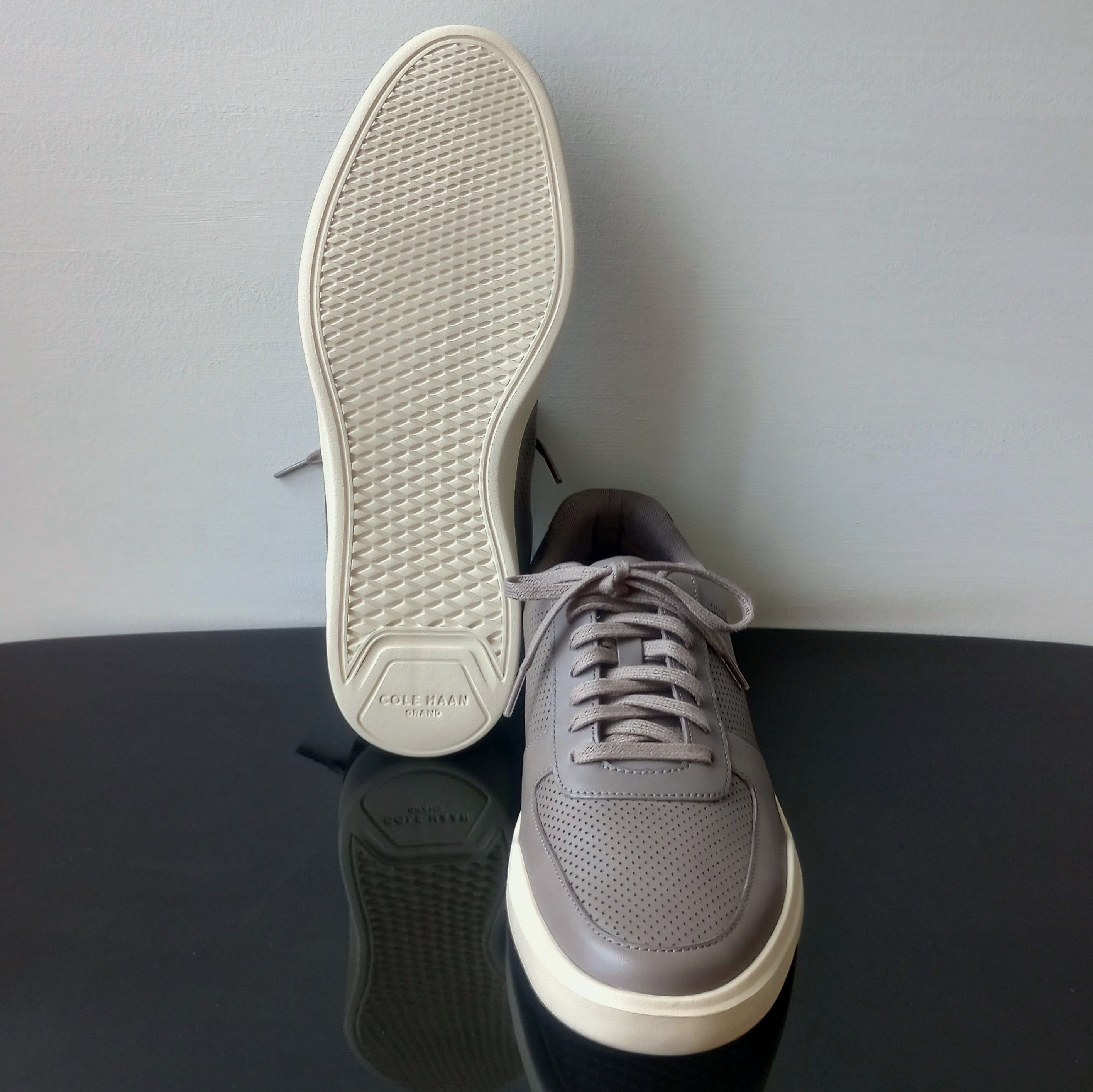 Cole Haan Cole Haan Men's Grand Crosscourt Perforated Sneaker Size US 11.5 / EU 44-45 - 12 Thumbnail