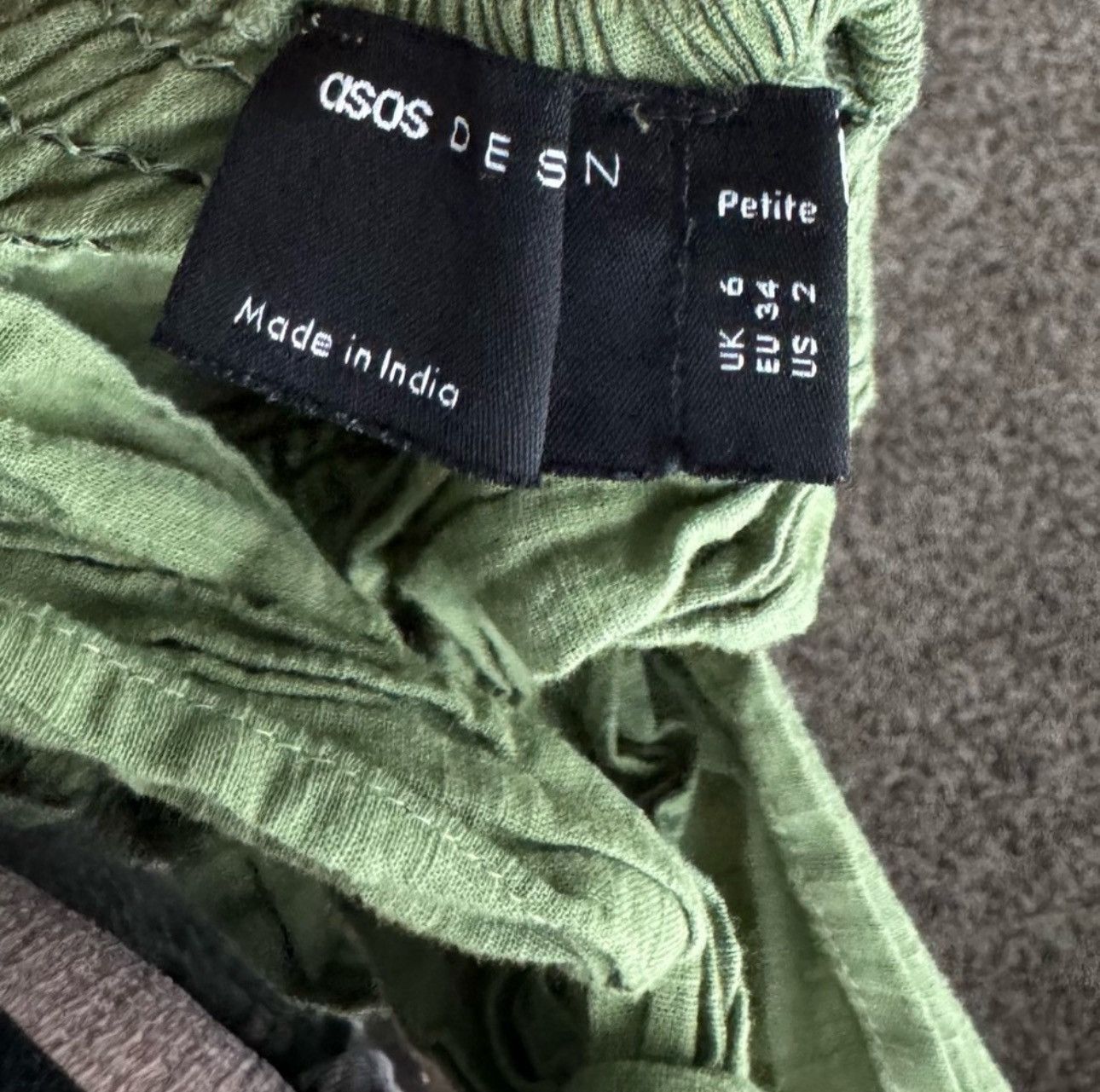 Asos ASOS DESIGN Petite Knot Back Halter Green Olive Beach Romper Size 26" / US 2 / IT 38 - 4 Thumbnail