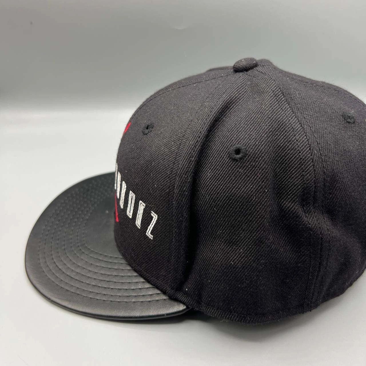 Jordan Brand Air Jordan Retro 11 Hat Men 7 3/8 Embroidered Logo Fitted Size ONE SIZE - 3 Thumbnail