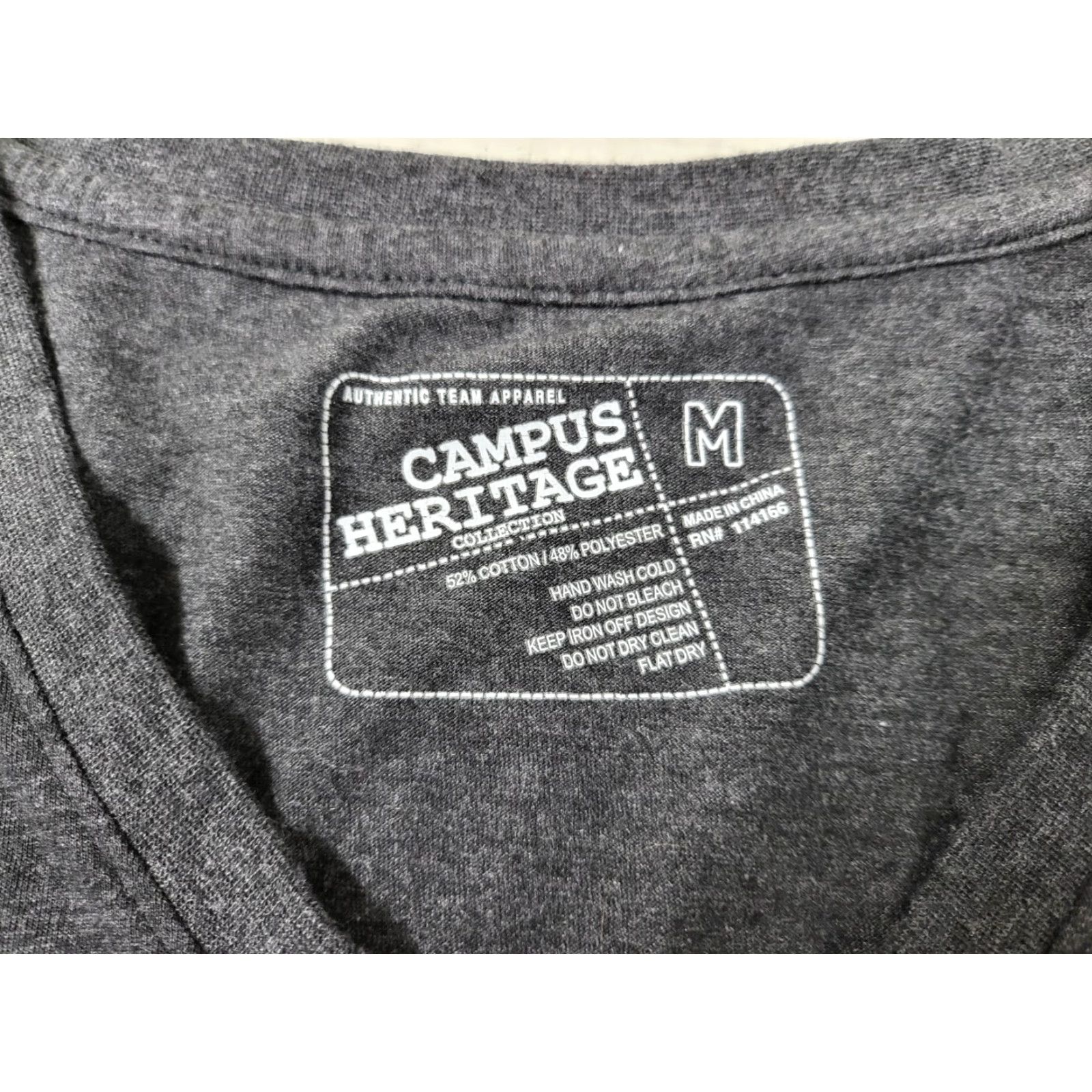 Vintage VINTAGE Campus Heritage Mizzou Tigers V-Neck T-Shirt Womens M Gray EUC Size M / US 6-8 / IT 42-44 - 6 Thumbnail