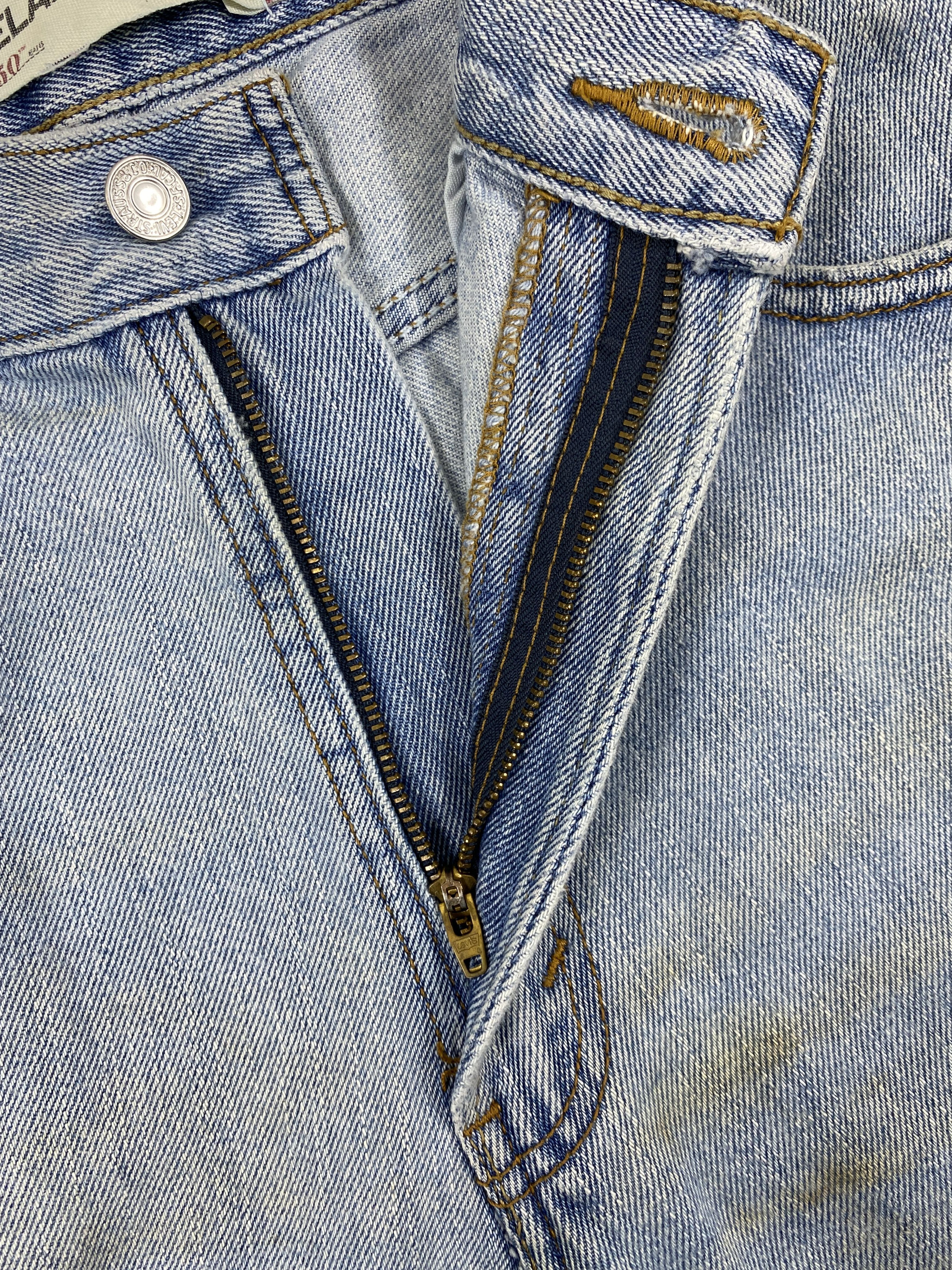Levi's Light Blue Wash Vintage Levi's 550 34x29.5 Denim -JN1891 Size US 34 / EU 50 - 6 Thumbnail
