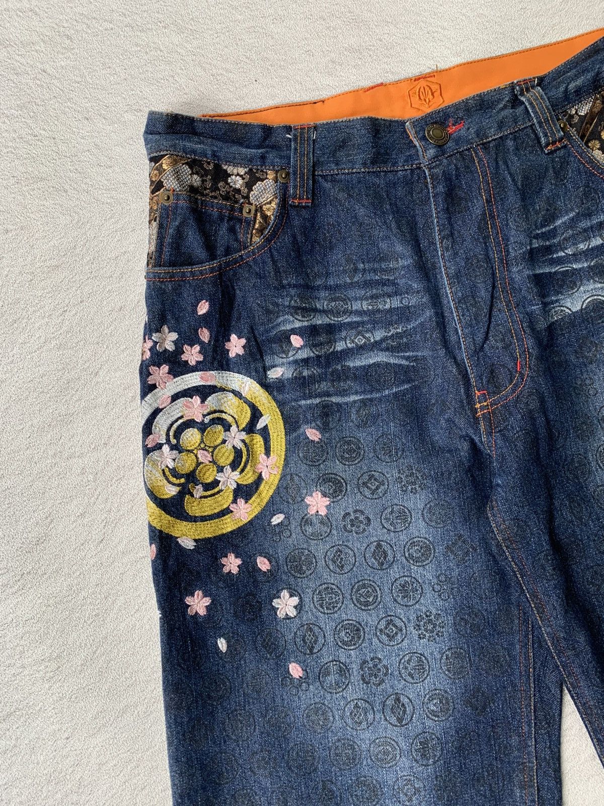 Karakuri Tamashii The Japanese Tradition Embroidered Jorts Pants Size US 36 / EU 52 - 3 Thumbnail