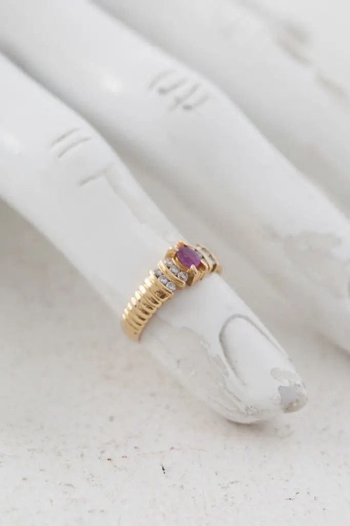 Vintage 18k gold ring with diamonds & ruby Size ONE SIZE - 4 Thumbnail