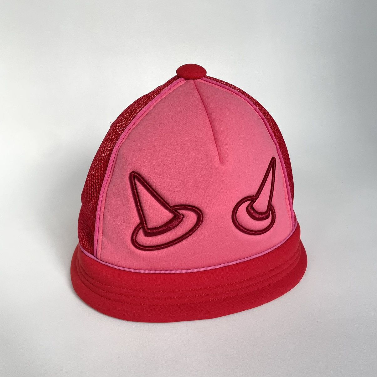 Comme des Garcons ‘Devil Horn’ Mesh Bucket Hat Size ONE SIZE - 2 Thumbnail