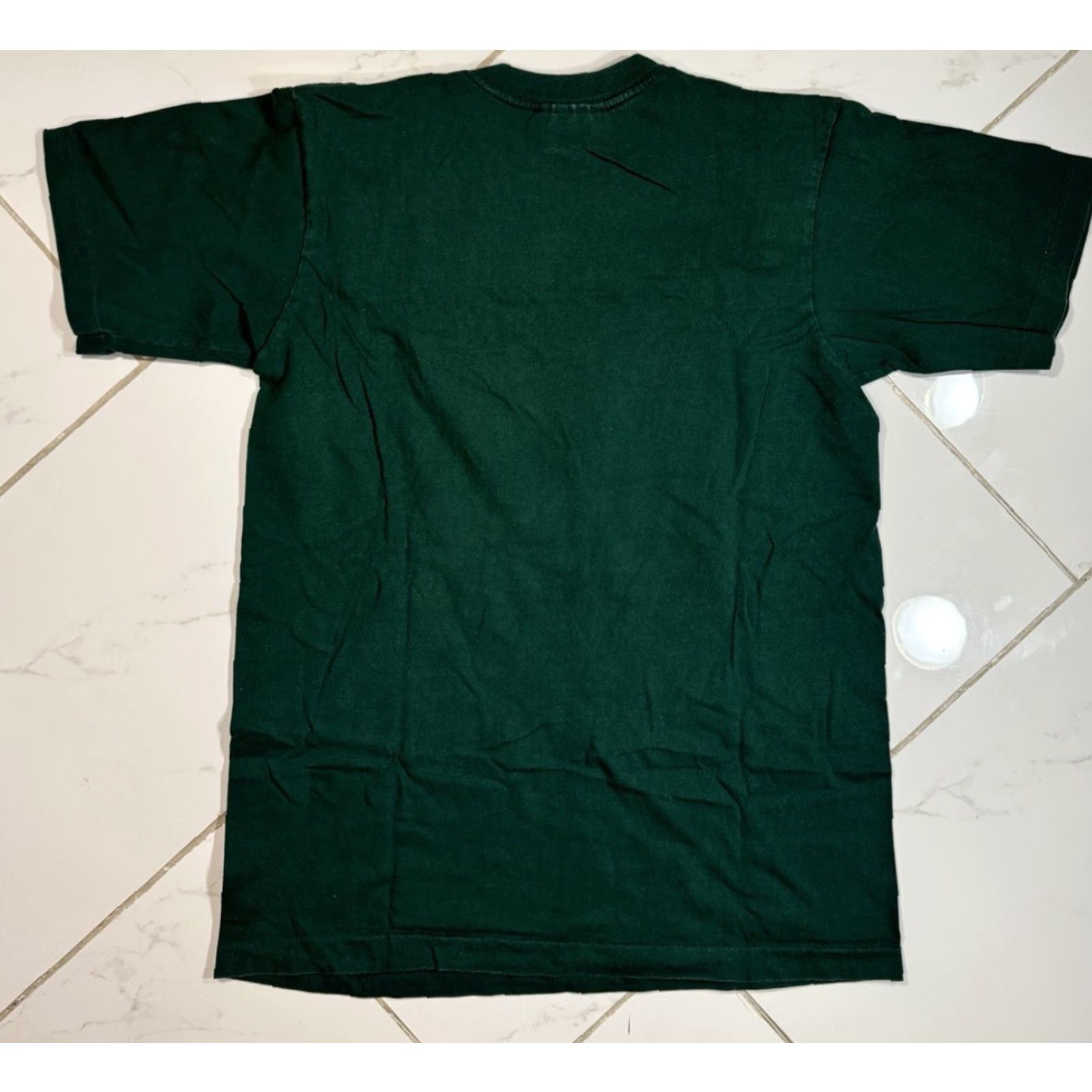 Vintage VINTAGE Tennessee Embroidered Guitar Tourist Green Nashville T-Shirt Medium Unisex Adults M Times Square Sportswear Size US M / EU 48-50 / 2 - 6 Thumbnail