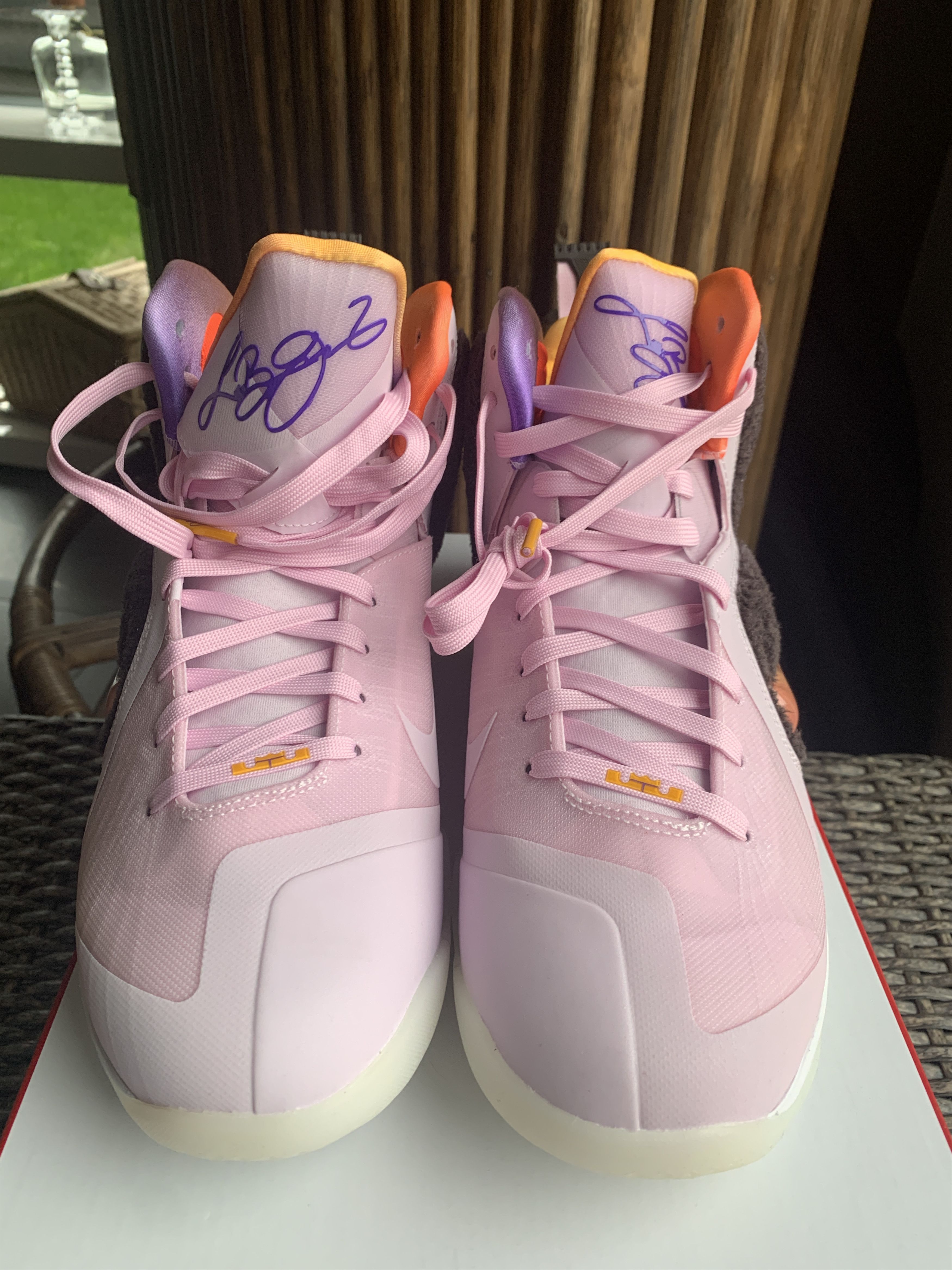 Nike NIKE LEBRON IX 9.5 US sneakers new 100% authentiques NO BOX Size US 9.5 / EU 42-43 - 4 Thumbnail