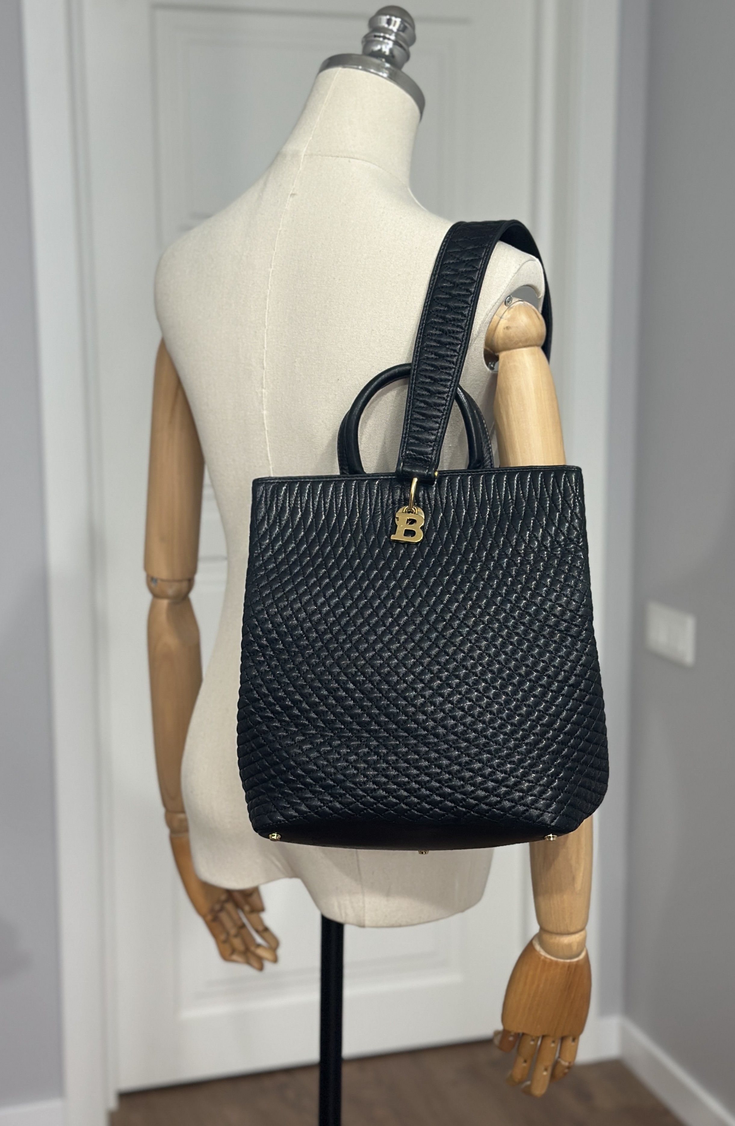 Bally BALLY Women's Bucket Bag Backpack Made In Switzerland Size ONE SIZE - 1 Thumbnail