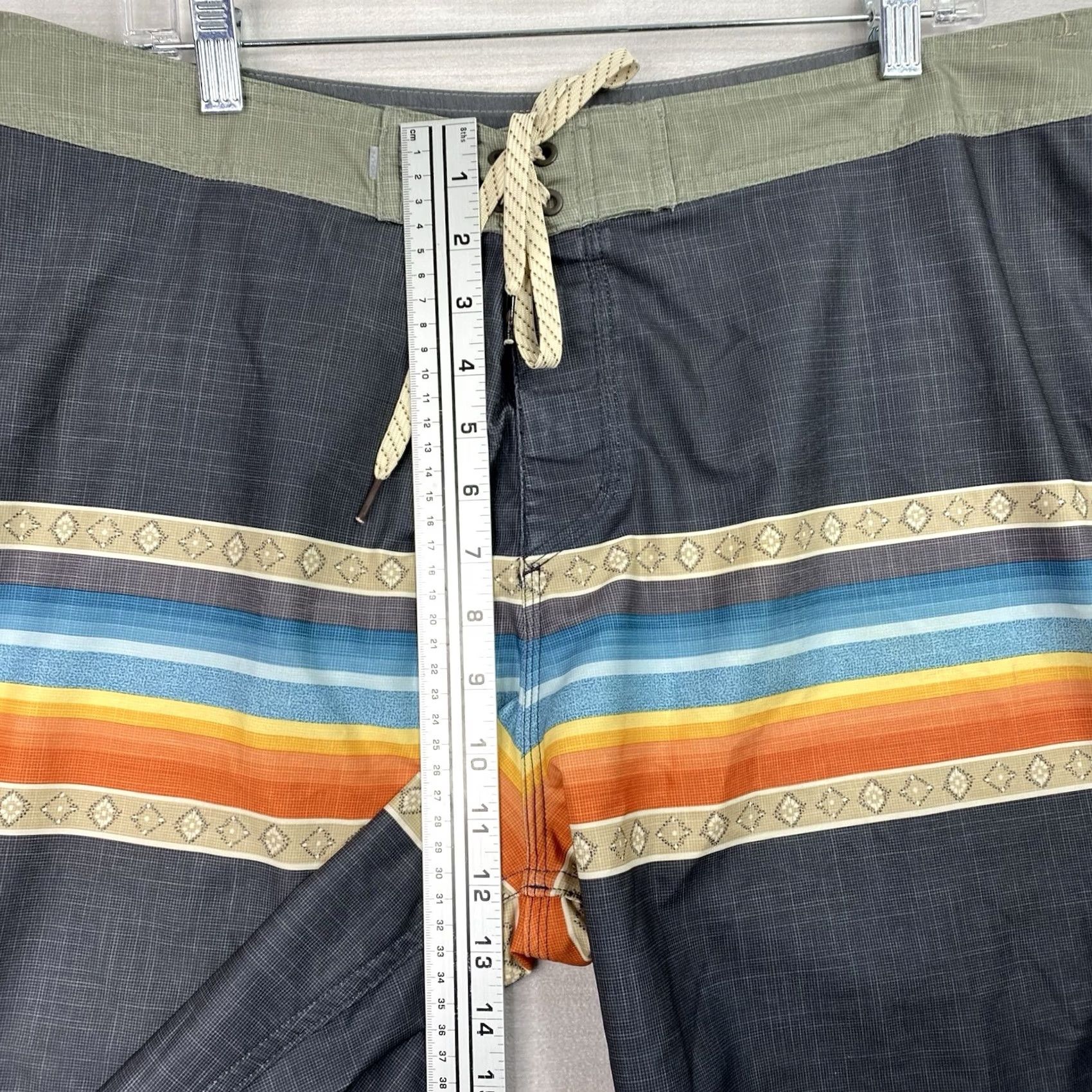 Rainbow Quiksilver Highline Surf Board Shorts Mens 36 Rainbow Gray Stretch Beach Pants Shorts Size US 36 / EU 52 - 5 Thumbnail