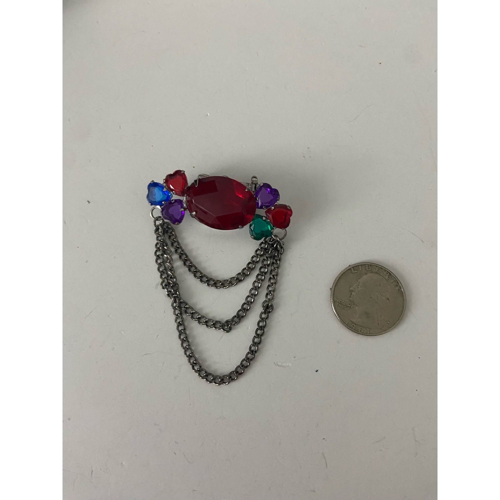 Other Red rhinestone brooch with chain accent Size ONE SIZE - 2 Thumbnail