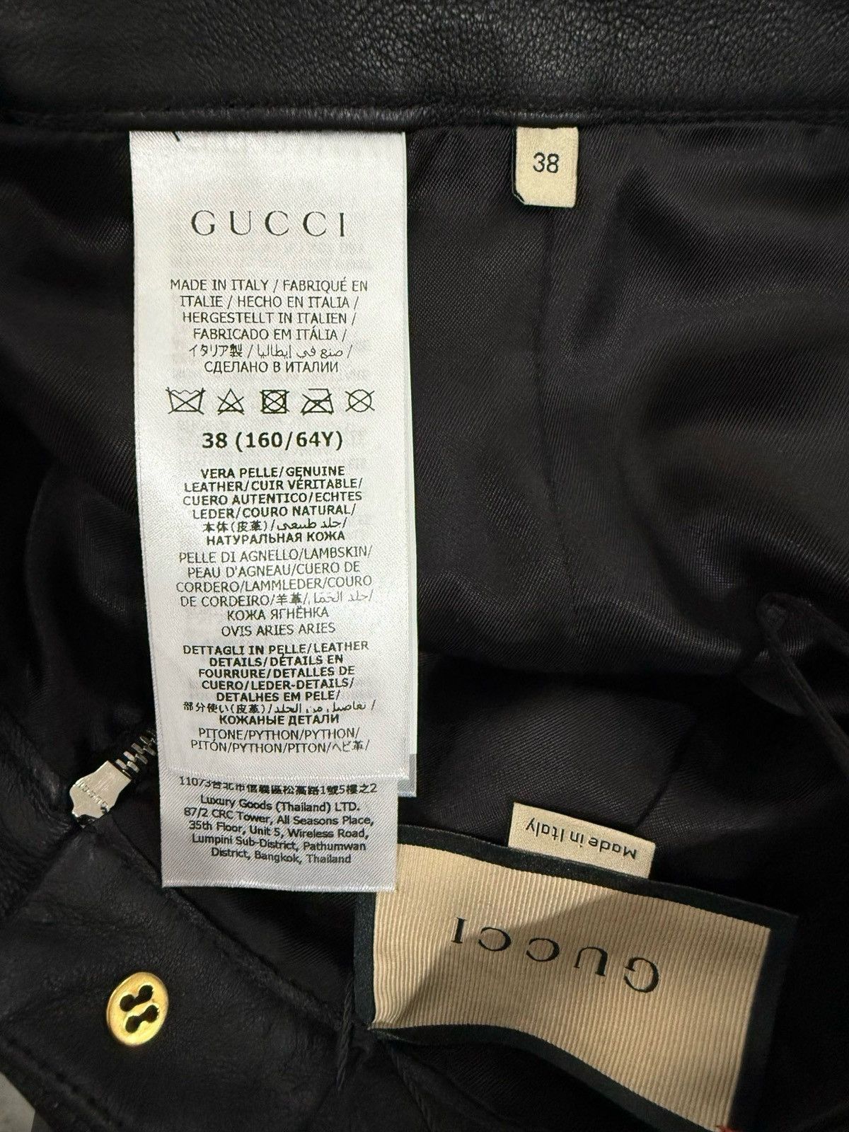 Gucci Gucci Runway Python snake detail leather mini skirt Size 26" / US 2 / IT 38 - 10 Thumbnail