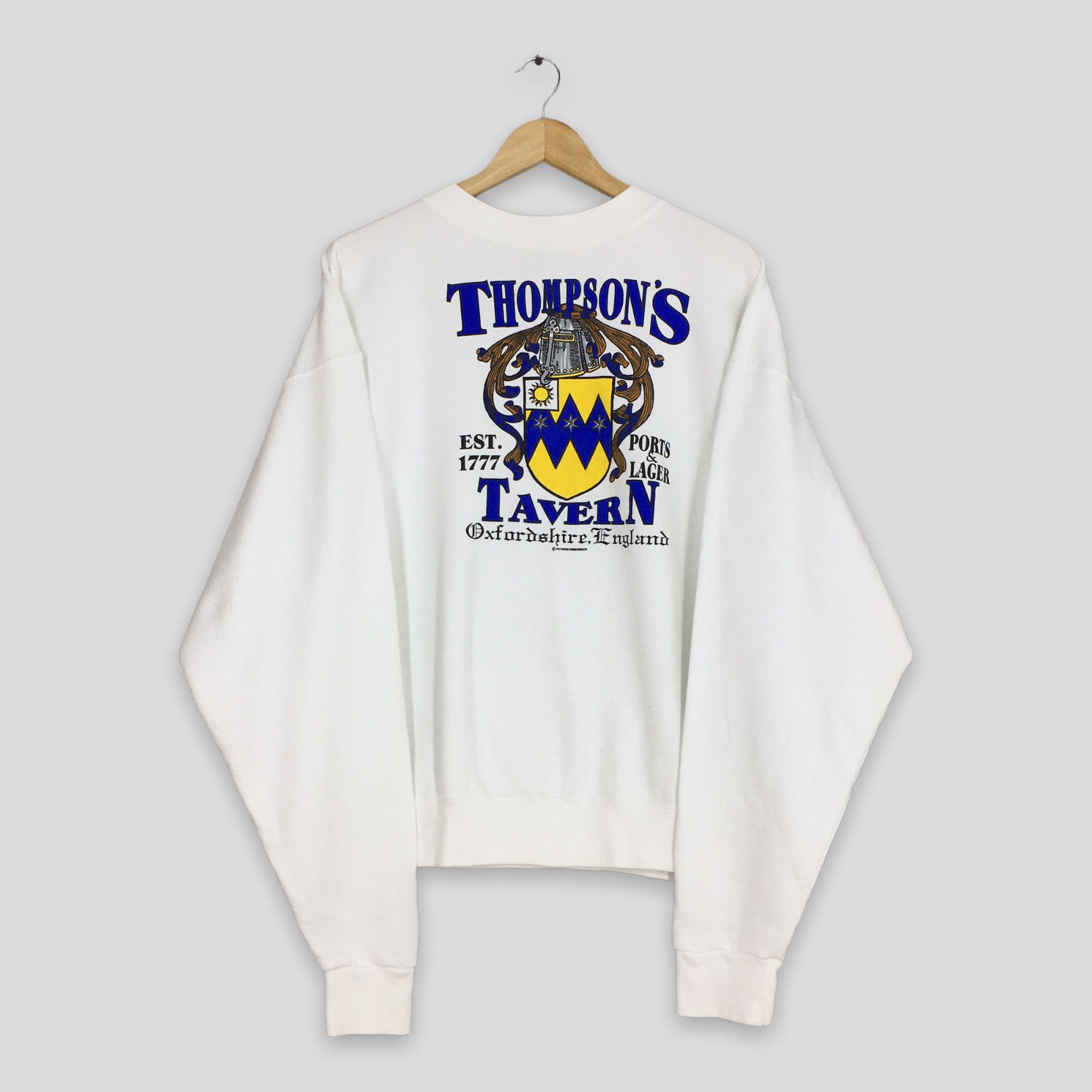 NCAA × Vintage Vintage Thompson's Tavern Oxfordshire Sweatshirt XLarge Size US XL / EU 56 / 4 - 1 Thumbnail