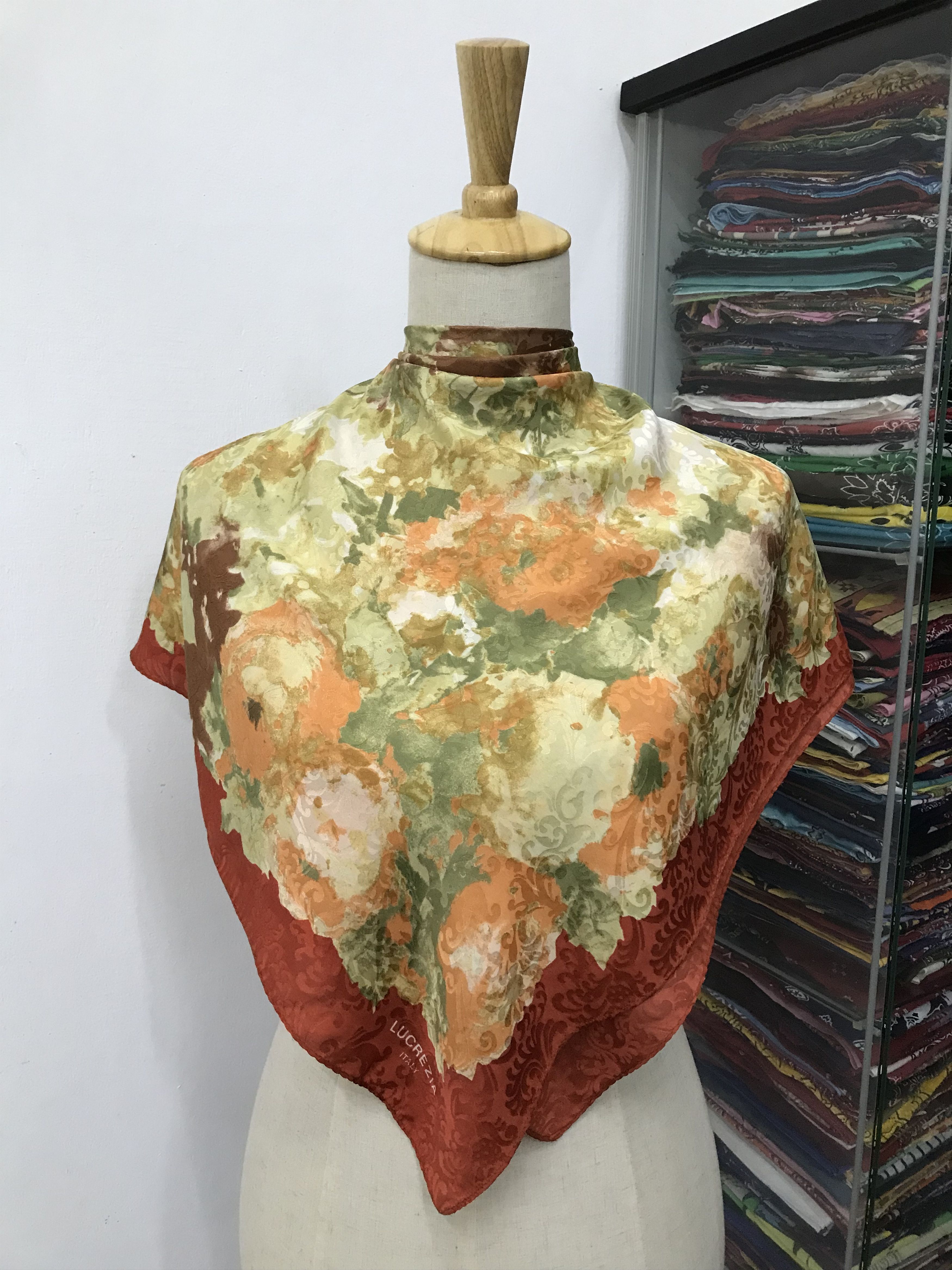 Vintage Vintage Lucrezia Silk Scarf Size ONE SIZE - 1 Thumbnail