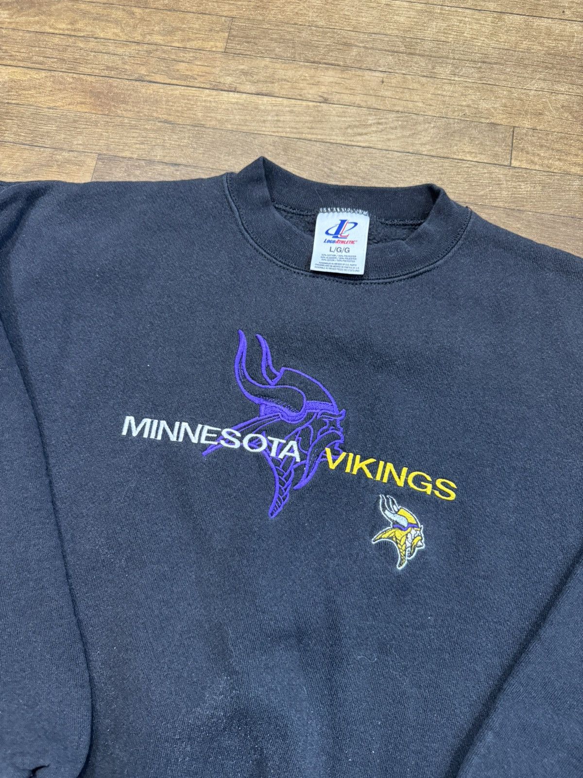 Vintage Vintage Minnesota Vikings Sweatshirt Size US L / EU 52-54 / 3 - 3 Thumbnail