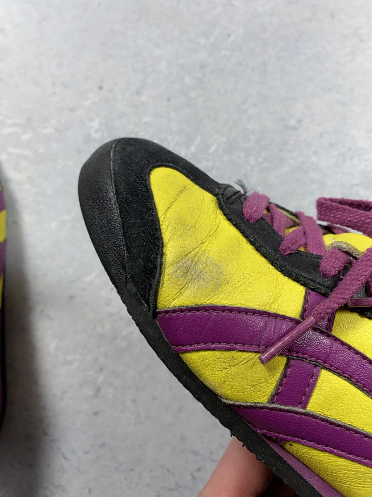 Asics Vintage Asics Onitsuka Yellow Leather Shoes Size US6 Size US 6 / EU 39 - 7 Thumbnail