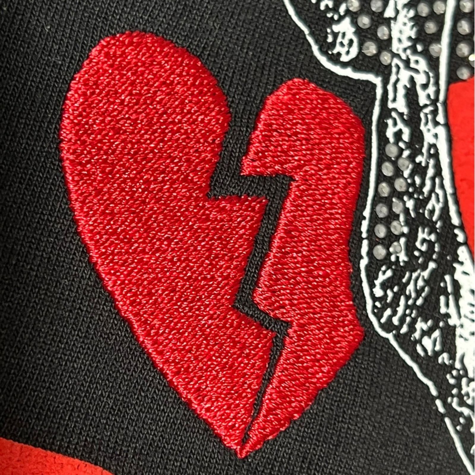 Other Tenaciti Studios ‘Skull Hearts’ Streetwear Shirt MEN XL $100 Size US XL / EU 56 / 4 - 5 Thumbnail