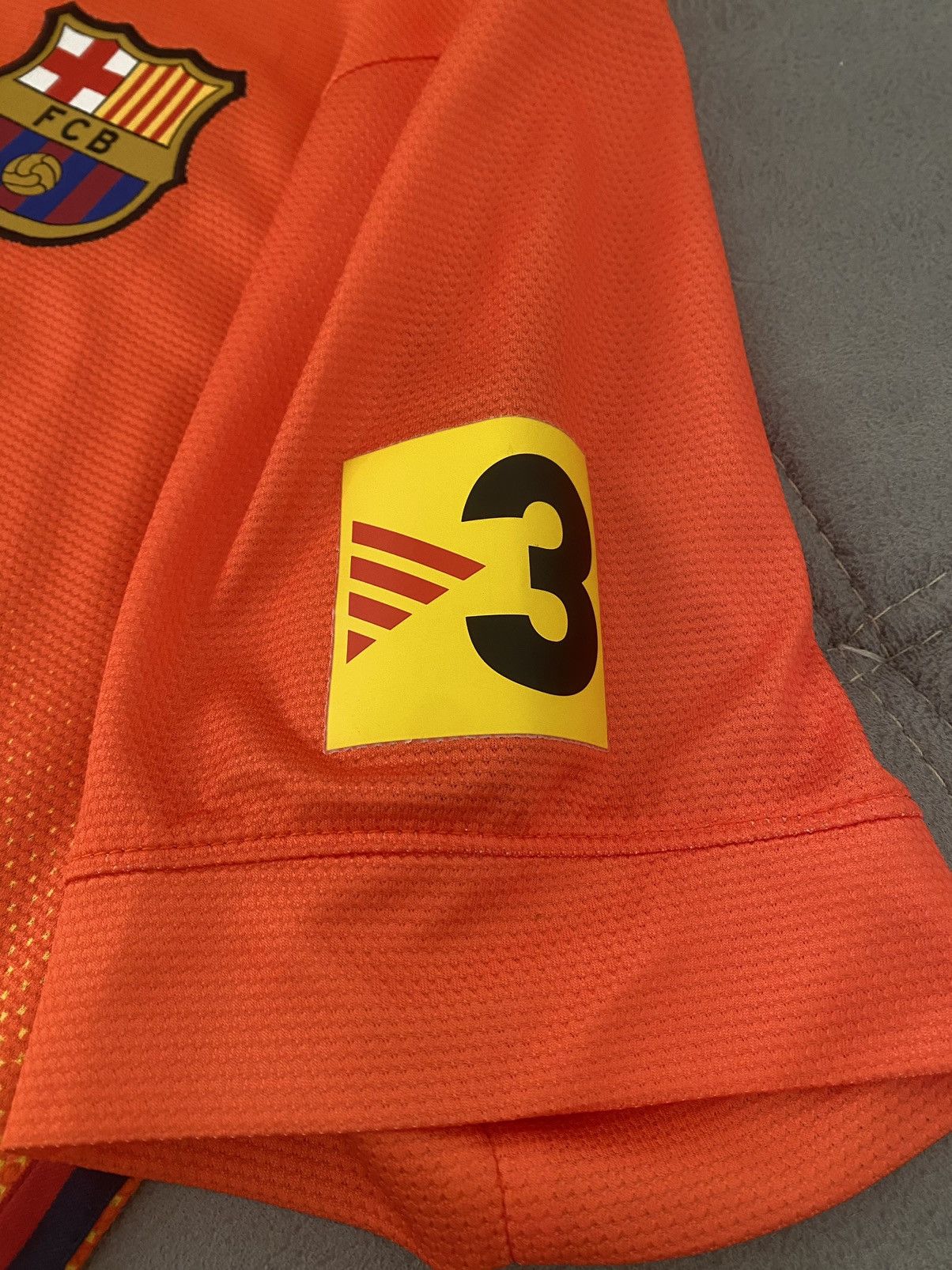 Nike Nike FC Barcelona 2012/13 Away Jersey Blockcore Size US M / EU 48-50 / 2 - 9 Thumbnail