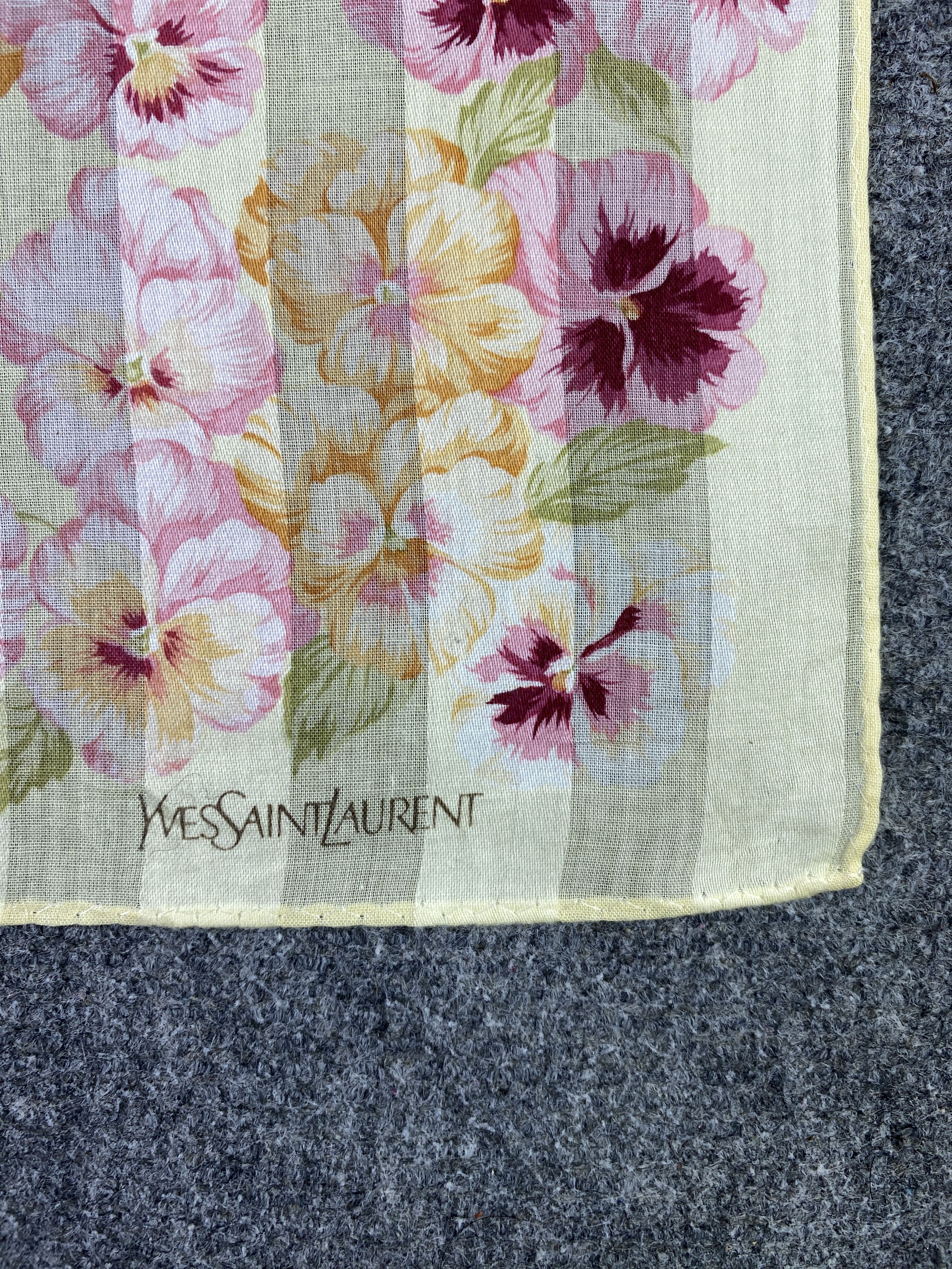 Yves Saint Laurent Yves Saint Laurent Handkerchief / Neckerchief KT0224 Size ONE SIZE - 5 Thumbnail