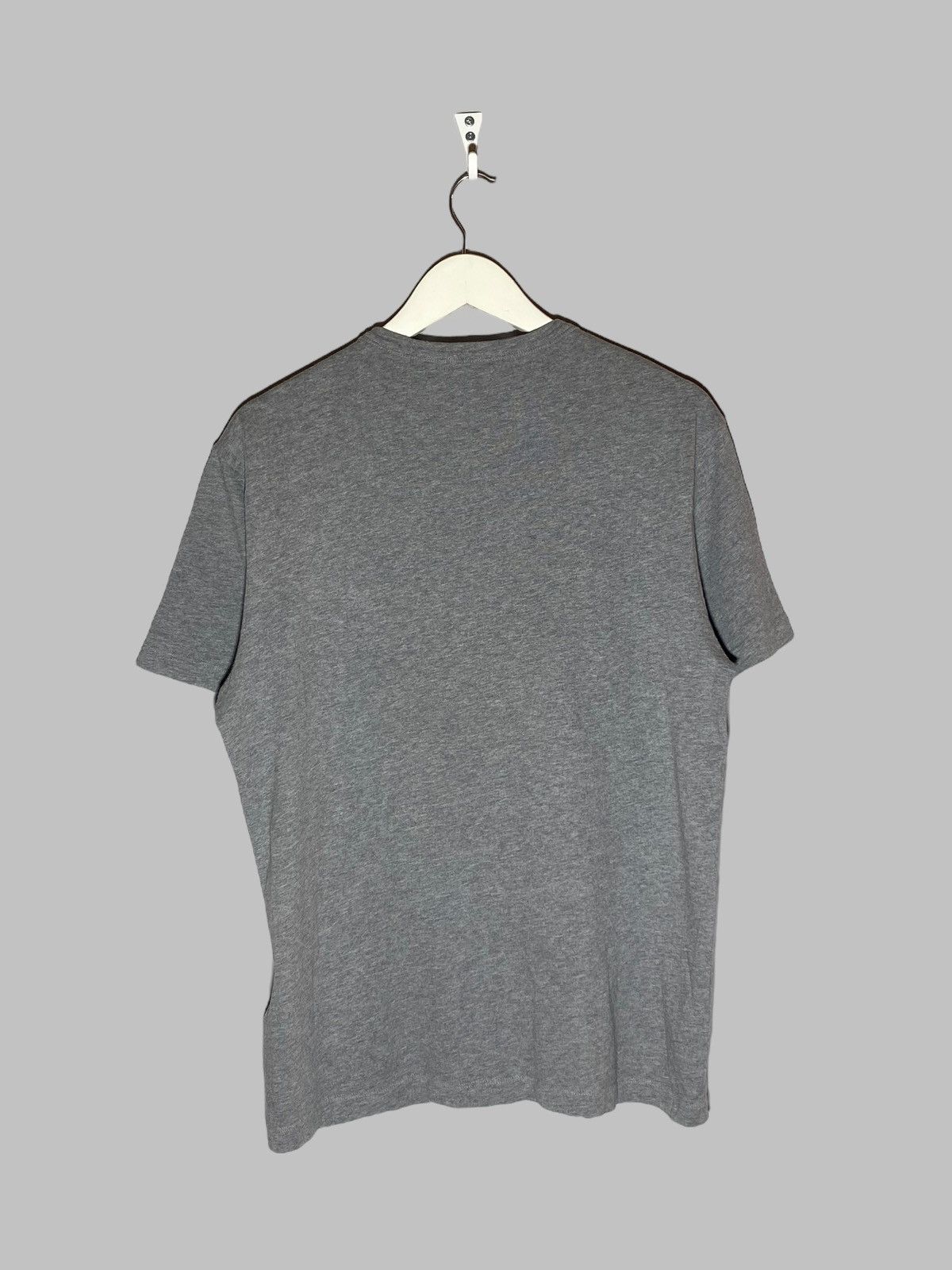 Moncler Moncler Big Logo Grey Blue Red Graphic T-Shirt Size US M / EU 48-50 / 2 - 2 Thumbnail