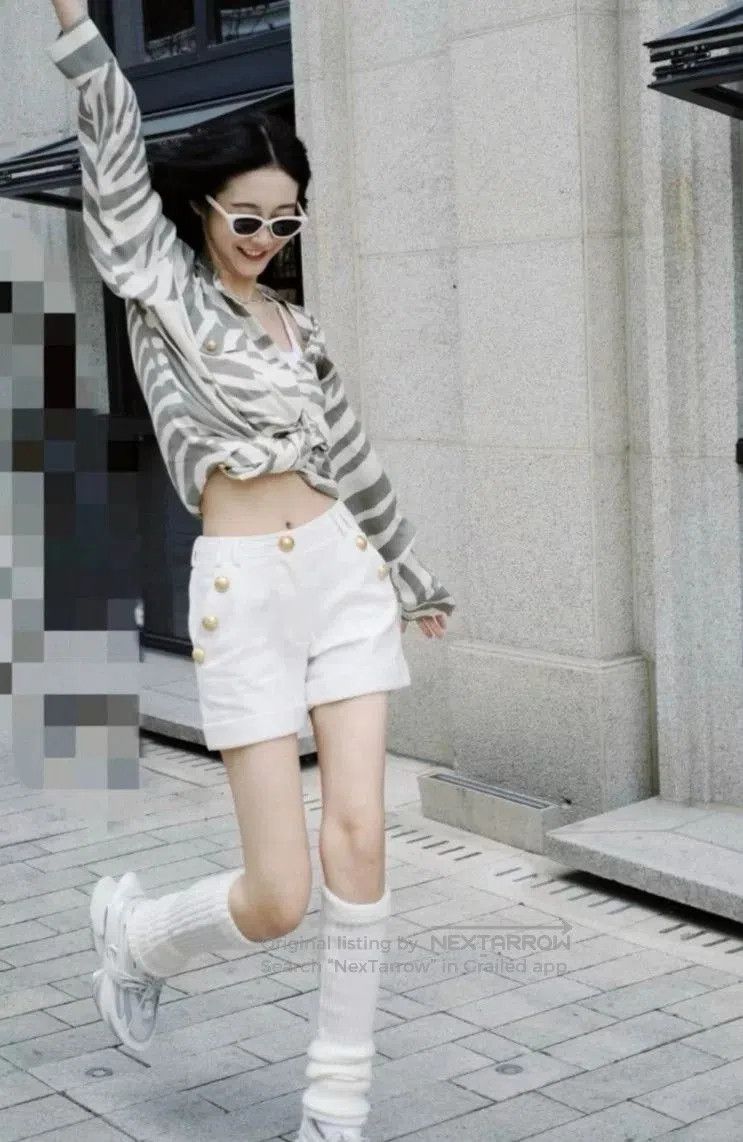 Balmain Balmain Women's White Shorts with Gold Buttons. Size 39" - 7 Thumbnail