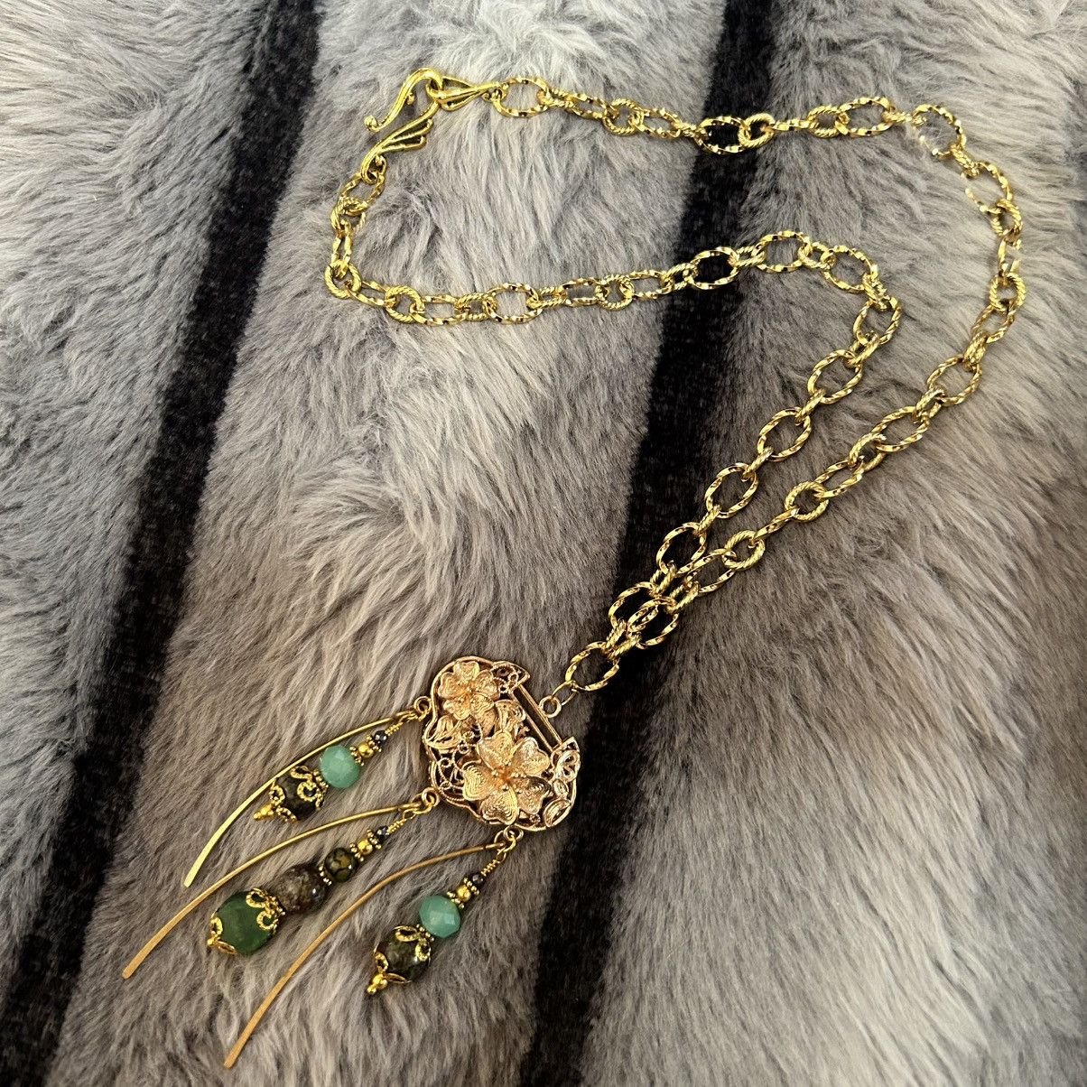Handmade Handcrafted elegant stone dangle fringe medallion necklace Size ONE SIZE - 6 Thumbnail