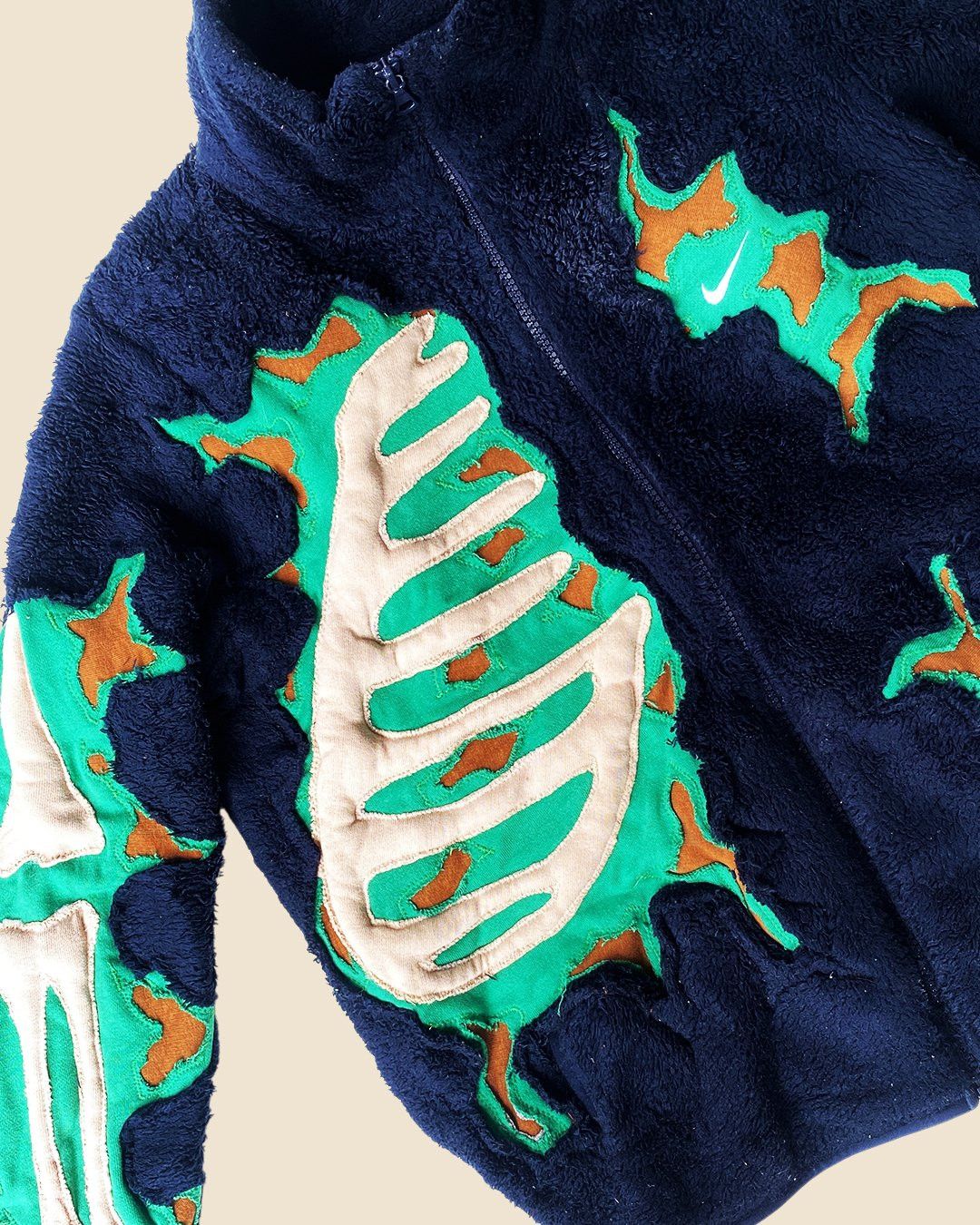 Handmade × Nike REWORKED 1 OF 1 REWORKED NIKE 3D SKELETON SHERPA SIZE S Size US S / EU 44-46 / 1 - 2 Thumbnail