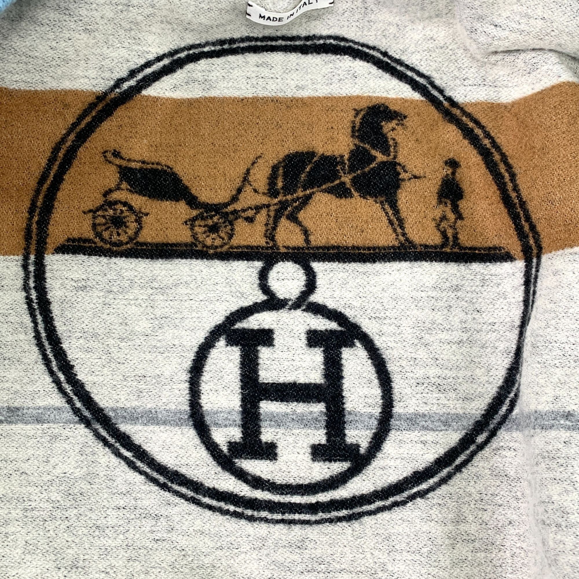 Hermes Hermès Paris Blue Graphic Print Bomber Jacket Made In Italy Size XS / US 0-2 / IT 36-38 - 5 Thumbnail